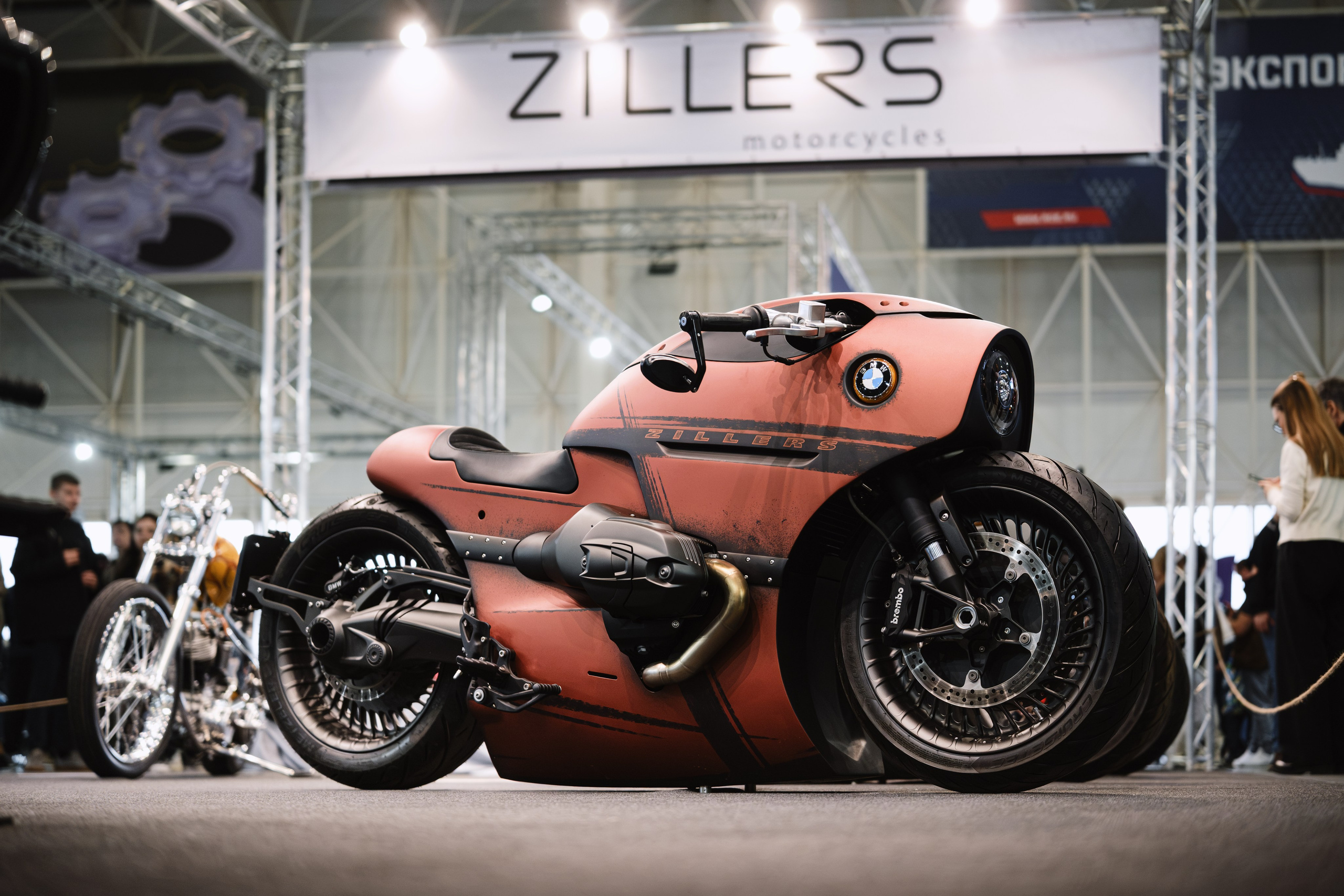 МотоВесна/Motorsport Expo/Кастом Тюнинг Шоу 2025. Авто и мотоспорт — фотограф Антон Медведев iCoguar