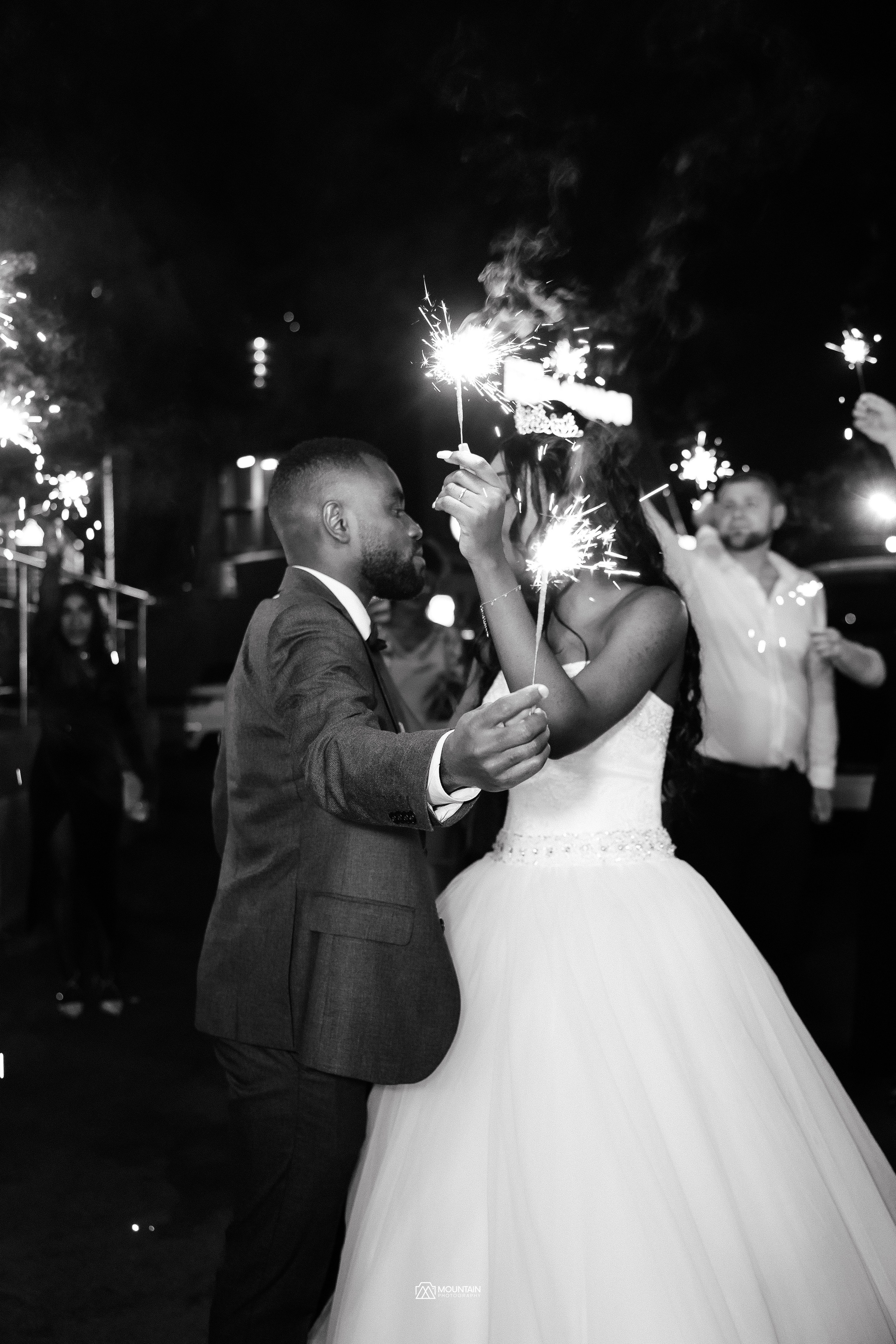 Synthia and Jospin Part 2. Я занимаюсь событийной, свадебной, товарной, студийной… фотографией