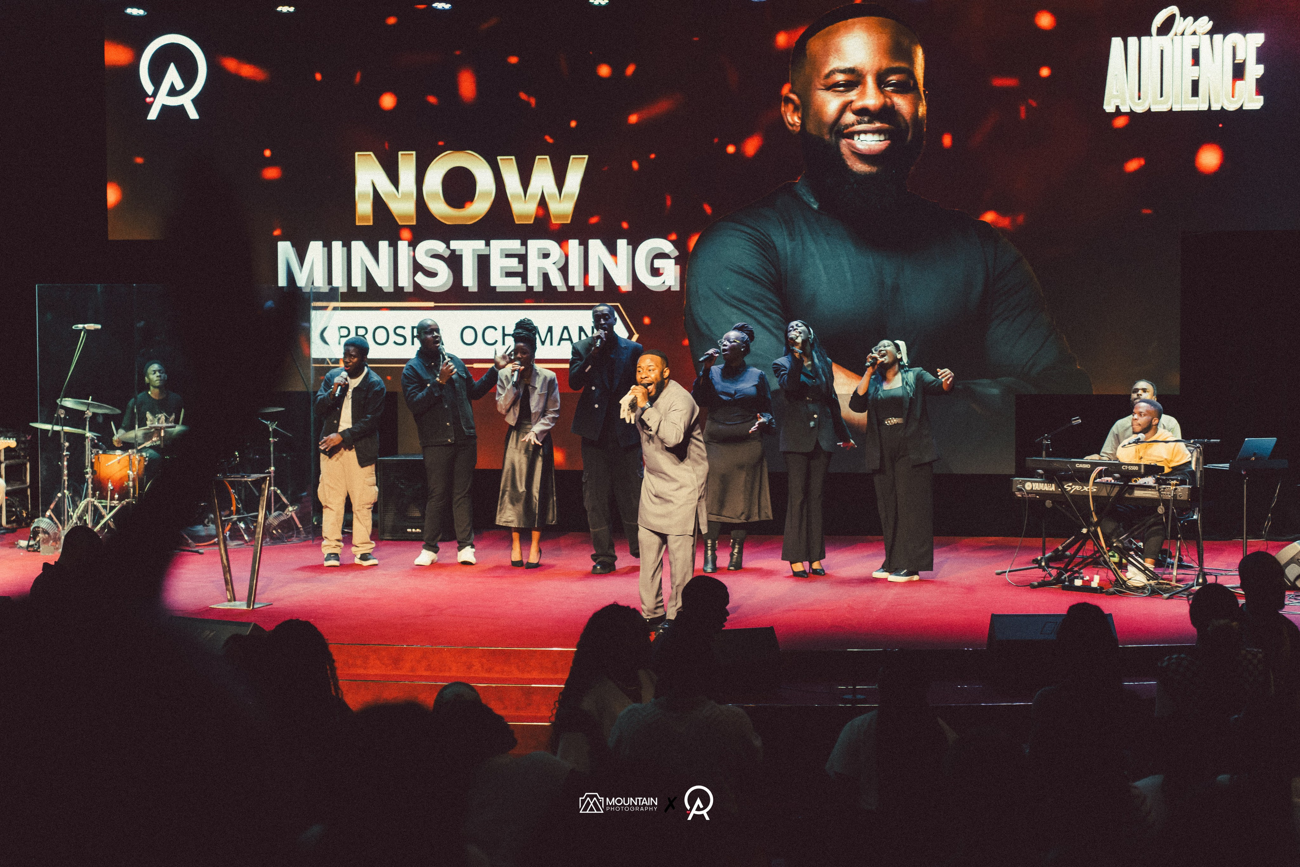 One Audience Gospel concert With Prospa Ochimana. Я занимаюсь событийной, свадебной, товарной, студийной… фотографией