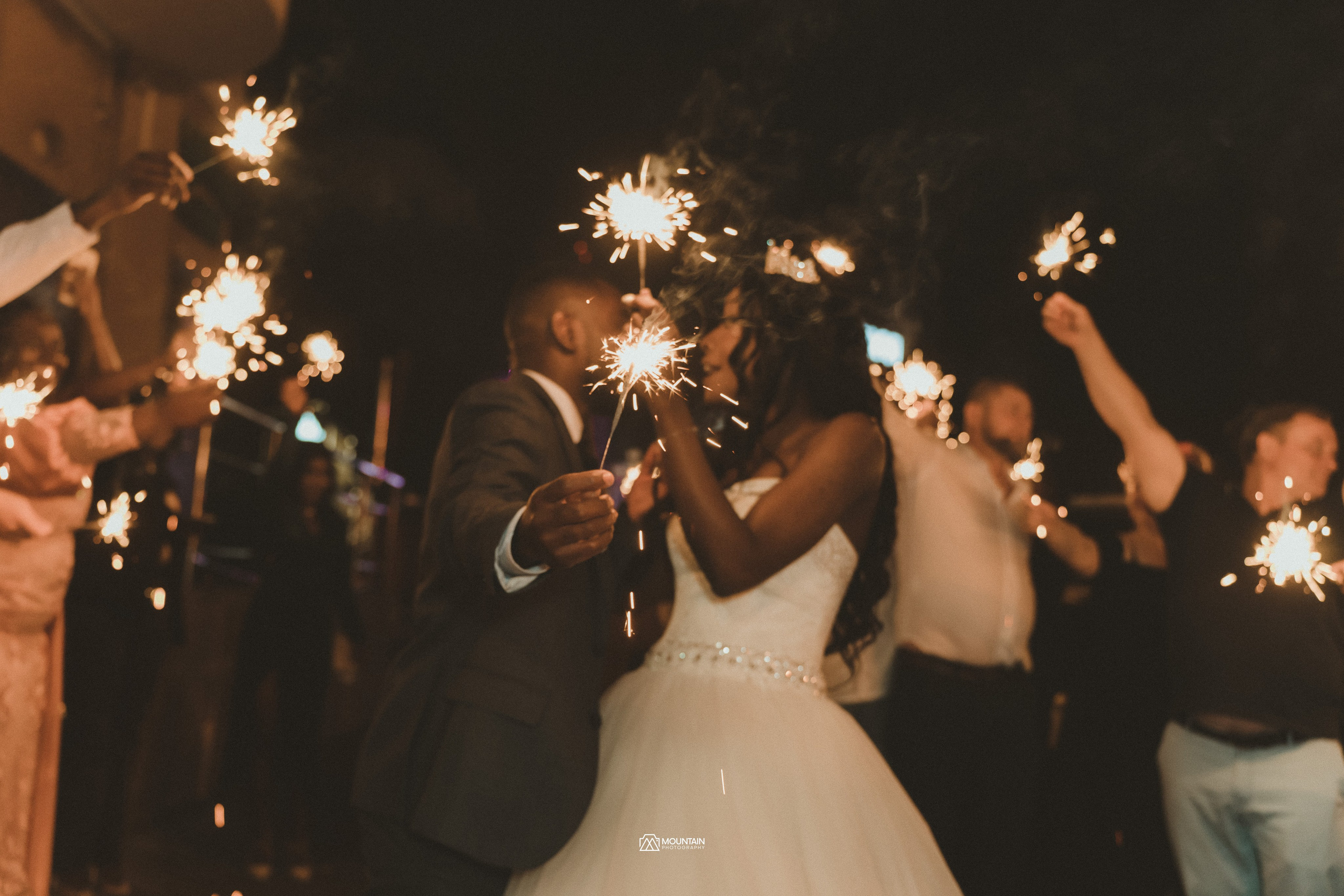 Synthia and Jospin Part 2. Я занимаюсь событийной, свадебной, товарной, студийной… фотографией