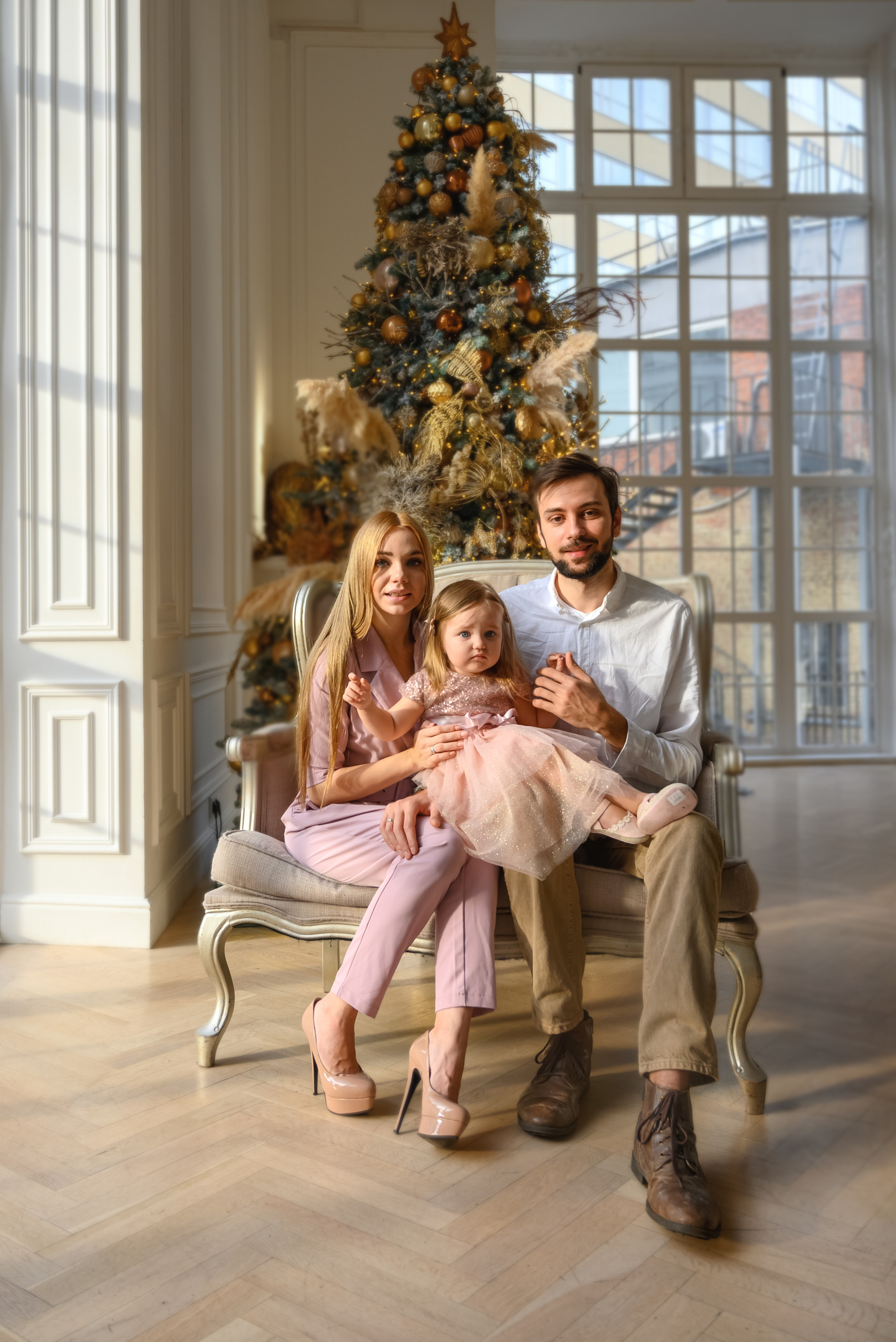 Свадебный фотограф, свадебный фотограф в Москве, свадебный фотограф в ресторан, фотограф на свадьбу, фотограф в ЗАГС, фотограф на венчание, фотограф, семейный фотограф, свадебный альбом, печать фото, фотосессия в студии, студийная фотография, студийная фотосессия, фотограф недорого, новогодняя фотосессия, фотосессия в студии к нг, новый год, подарок на новый год