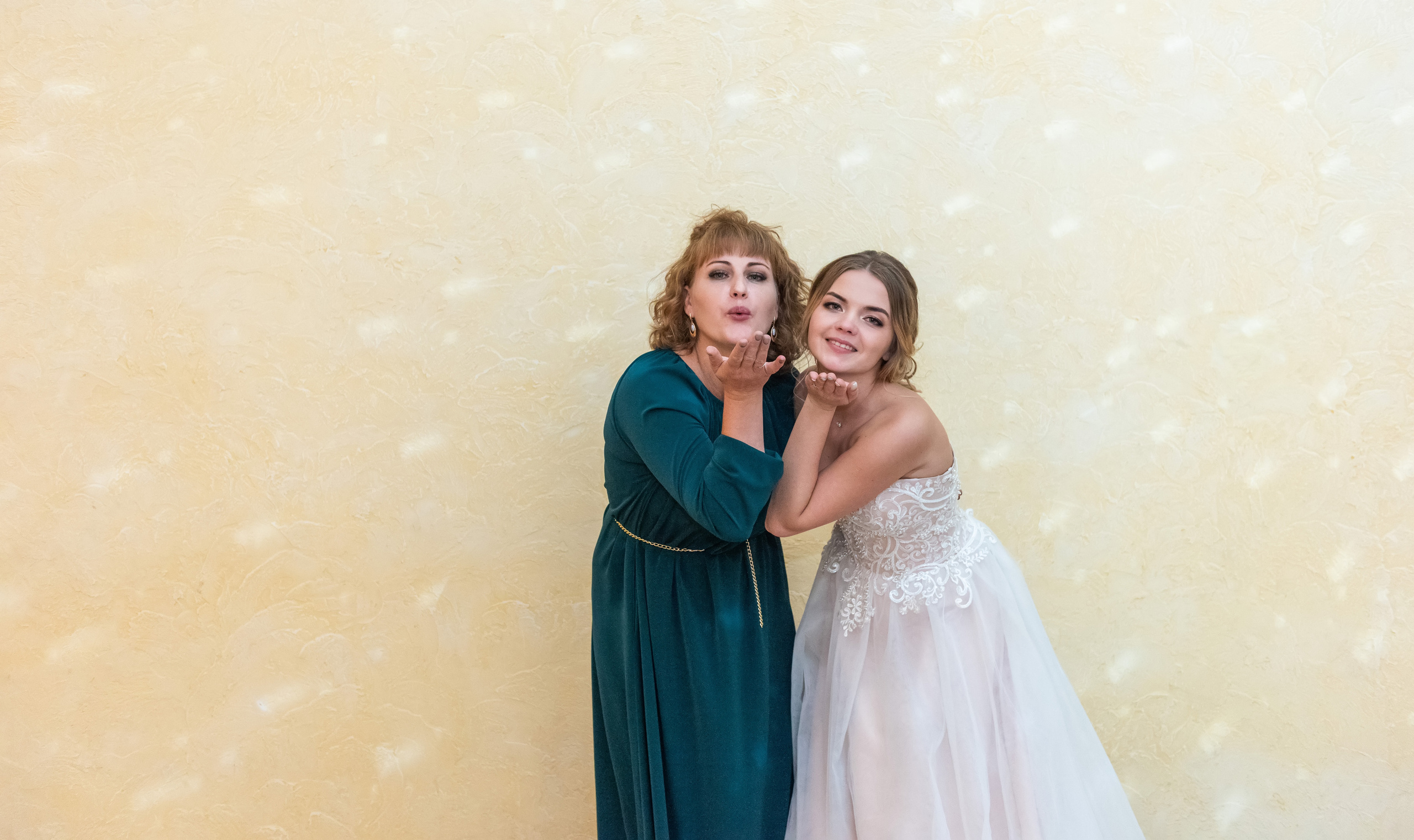 Свадебный фотограф, свадебный фотограф в Москве, свадебный фотограф в ресторан, фотограф на свадьбу, фотограф в ЗАГС, фотограф на венчание, фотограф, семейный фотограф, свадебный альбом, печать фото, фотограф недорого, букет на свадьбу, свадебный букет, торт на свадьбу, свадебный торт