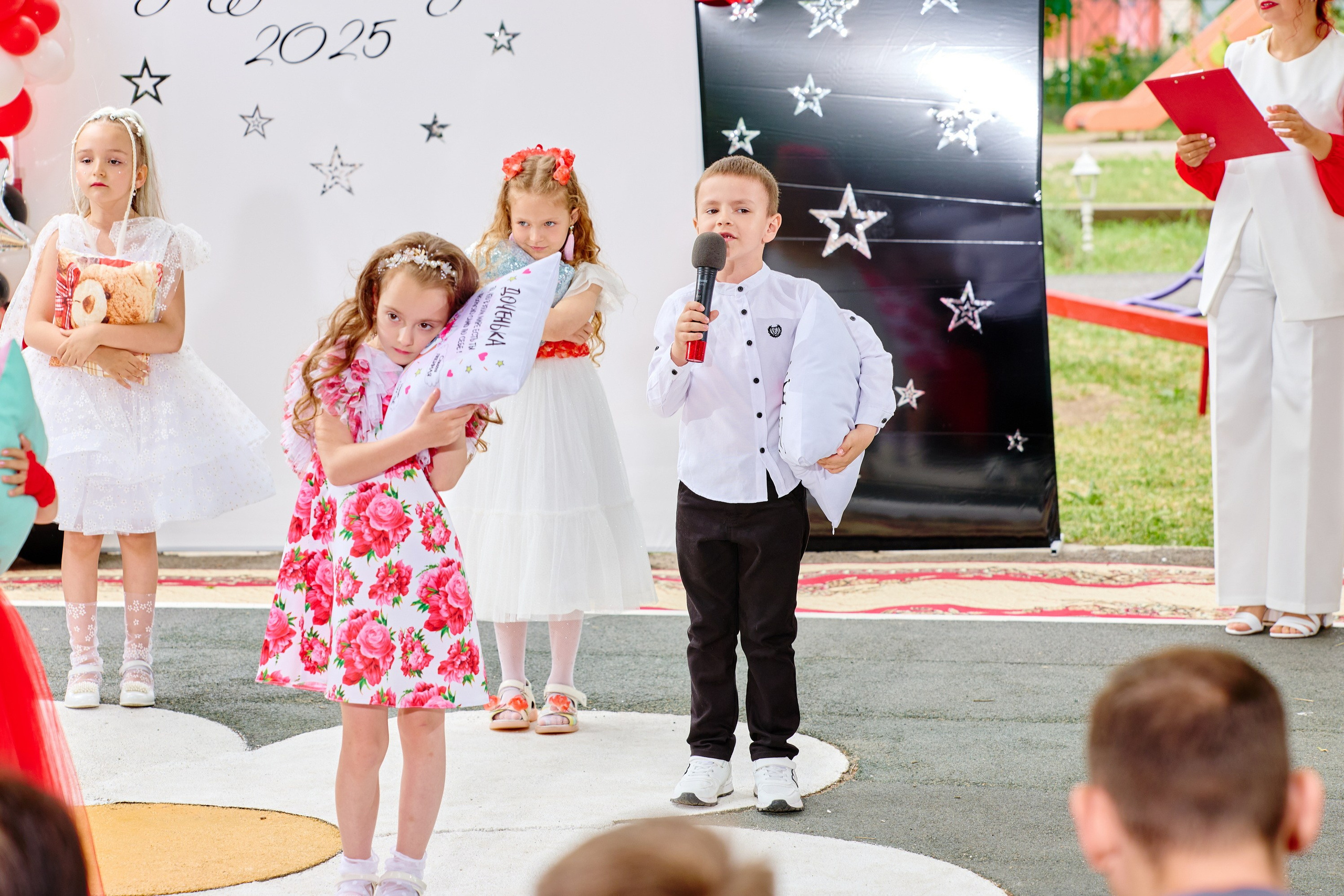 Выпускной 45 сад. Фотограф Выпускные альбомы Таганрог Сергей Коробченко