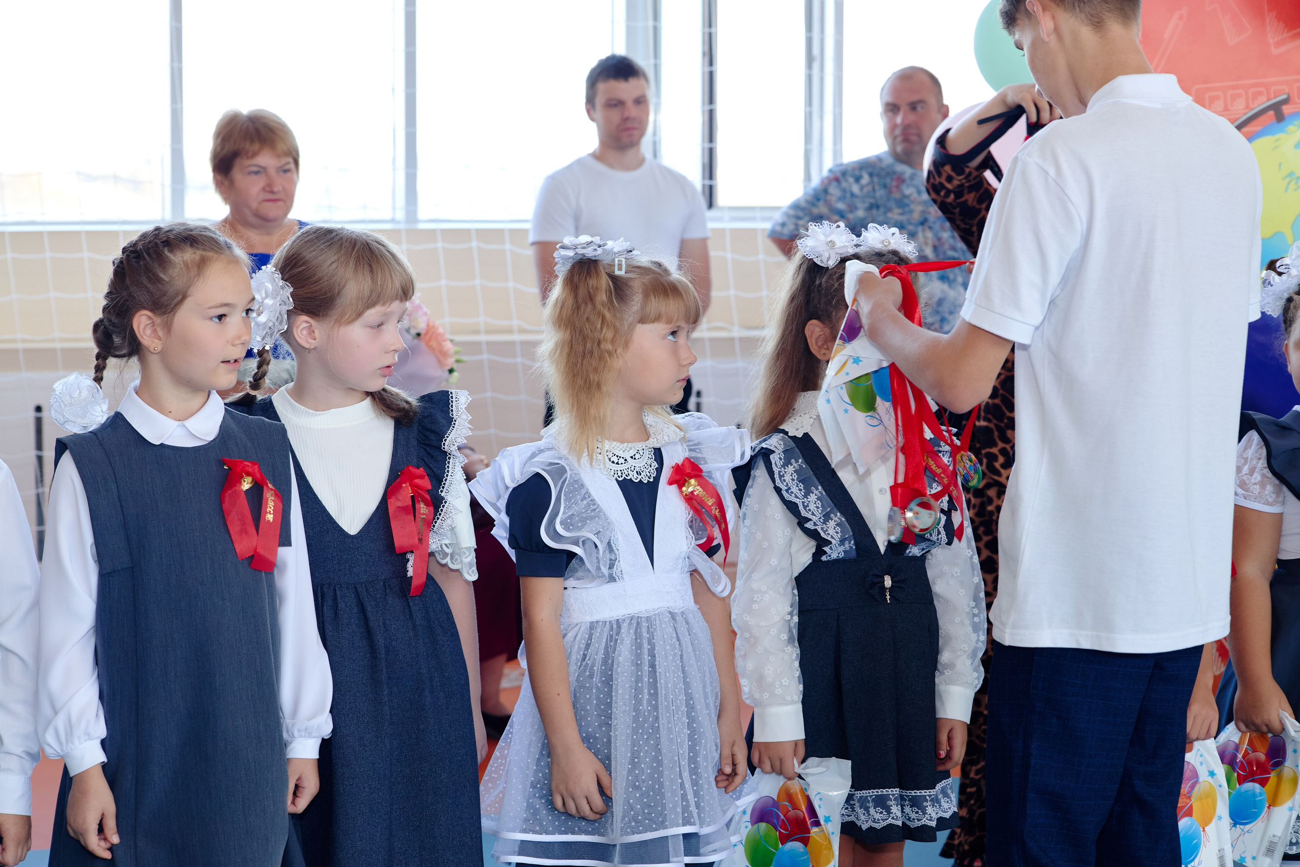 Съемка на 1 сентября. Фотограф Выпускные альбомы Таганрог Сергей Коробченко