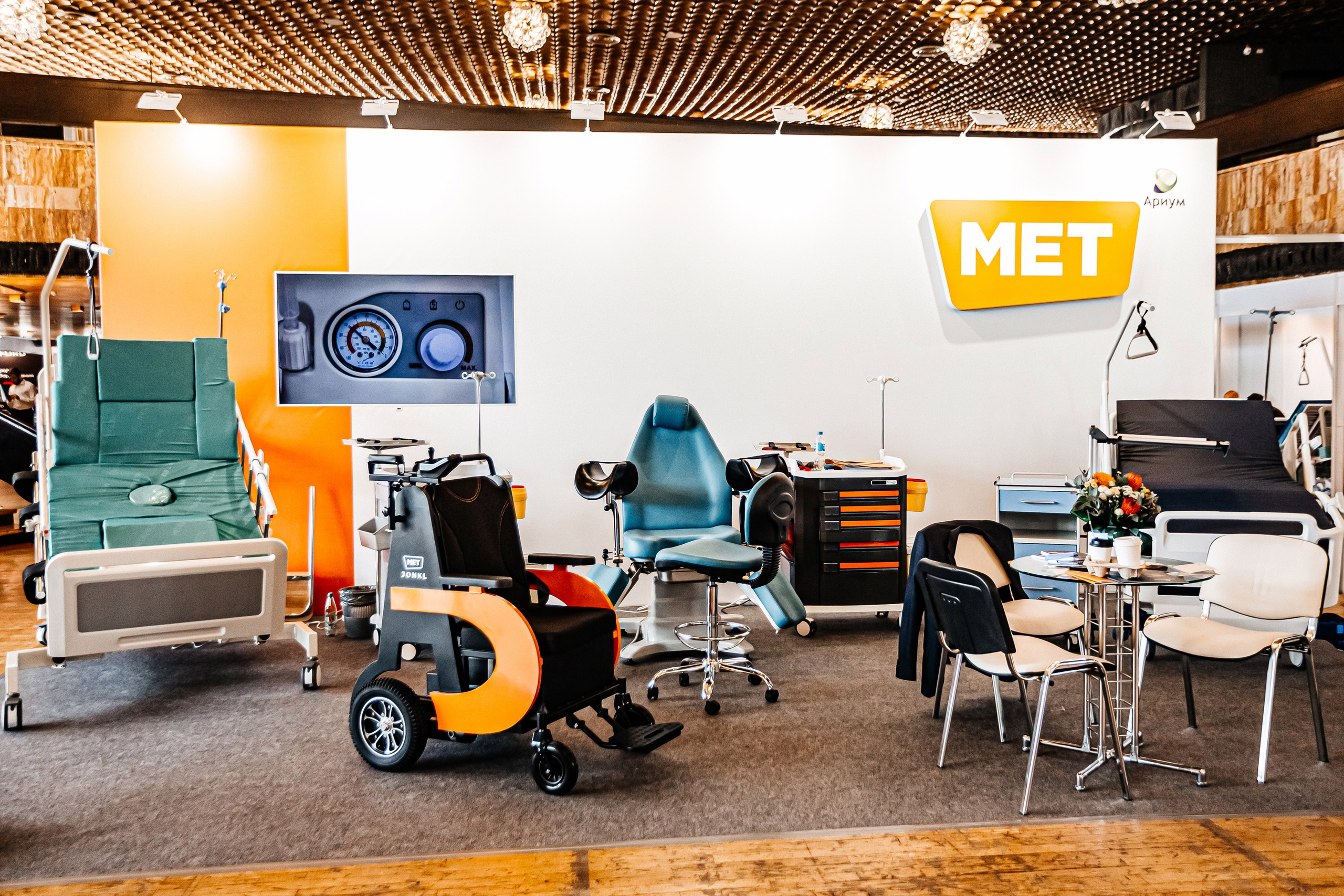 ЭКСПО КРЫМ. IХ Международная специализированная медицинская выставка «Здравоохранение. Крым 2024». Аминов Руслан | Фотограф