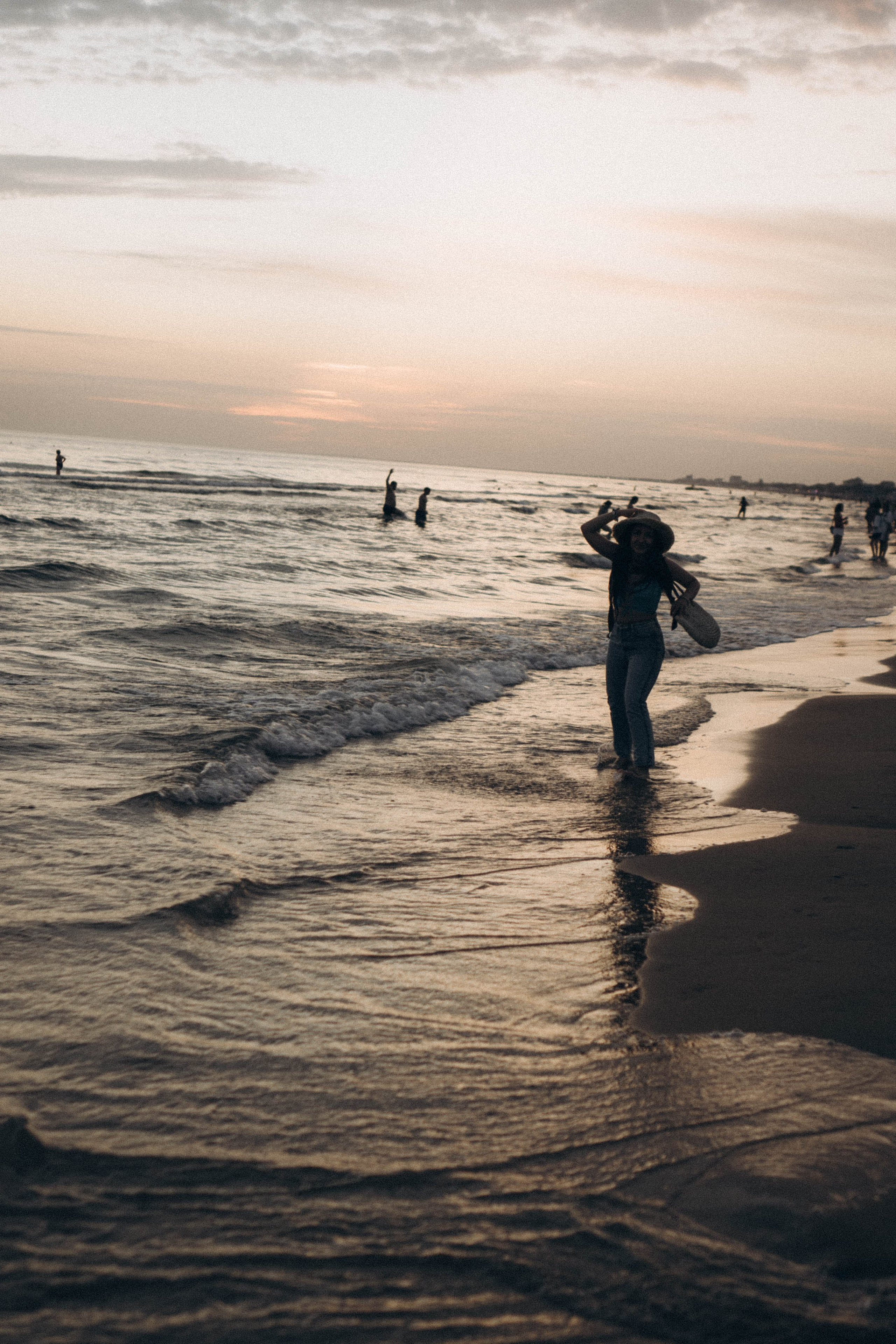 Июльский вечер на берегу черного моря. Профессиональный фотограф, Санкт-Петербург — Виктория Богомолова