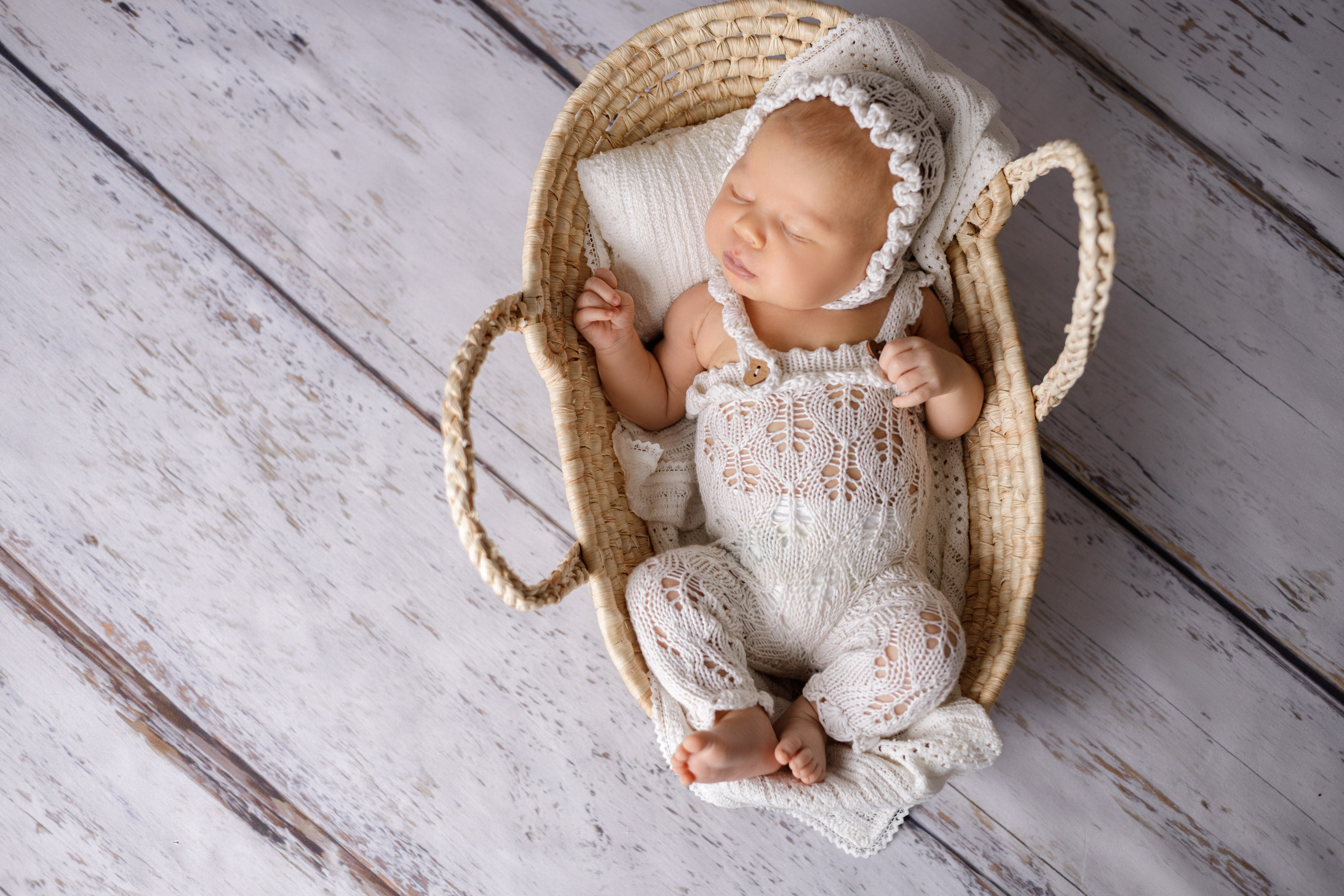 Илона. Евгения Горбунова фотограф новорожденных в Новом Уренгое