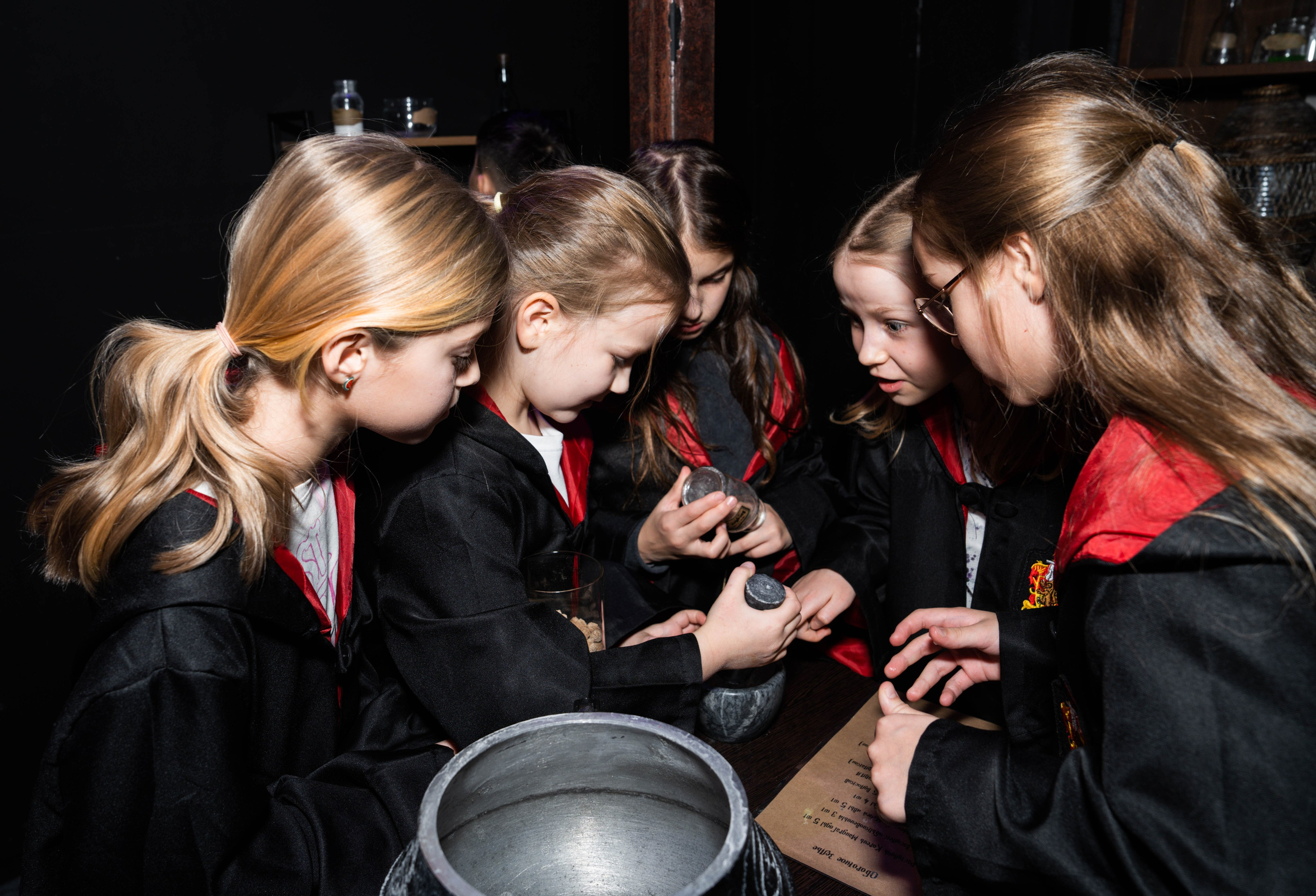 В гостях у Гарри Поттера. Крамер Юлиана детский и семейный фотограф