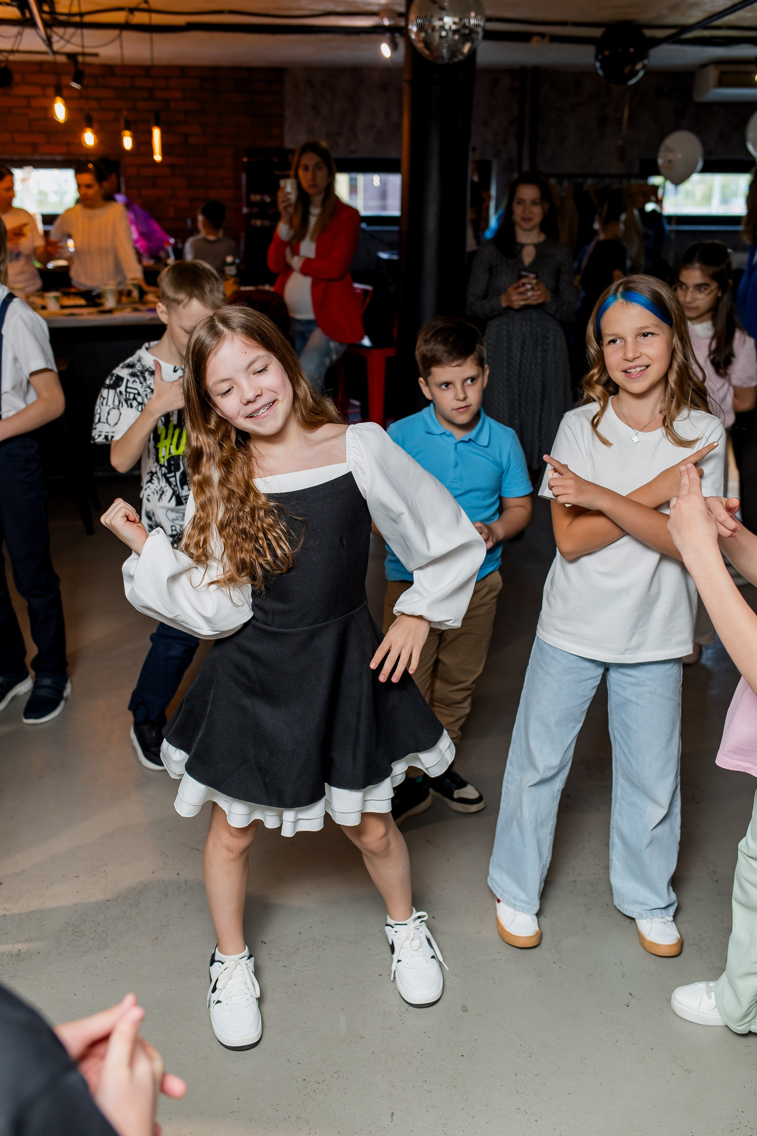 Выпускной 4 класс. Фотограф в Москве Авдеева Мария