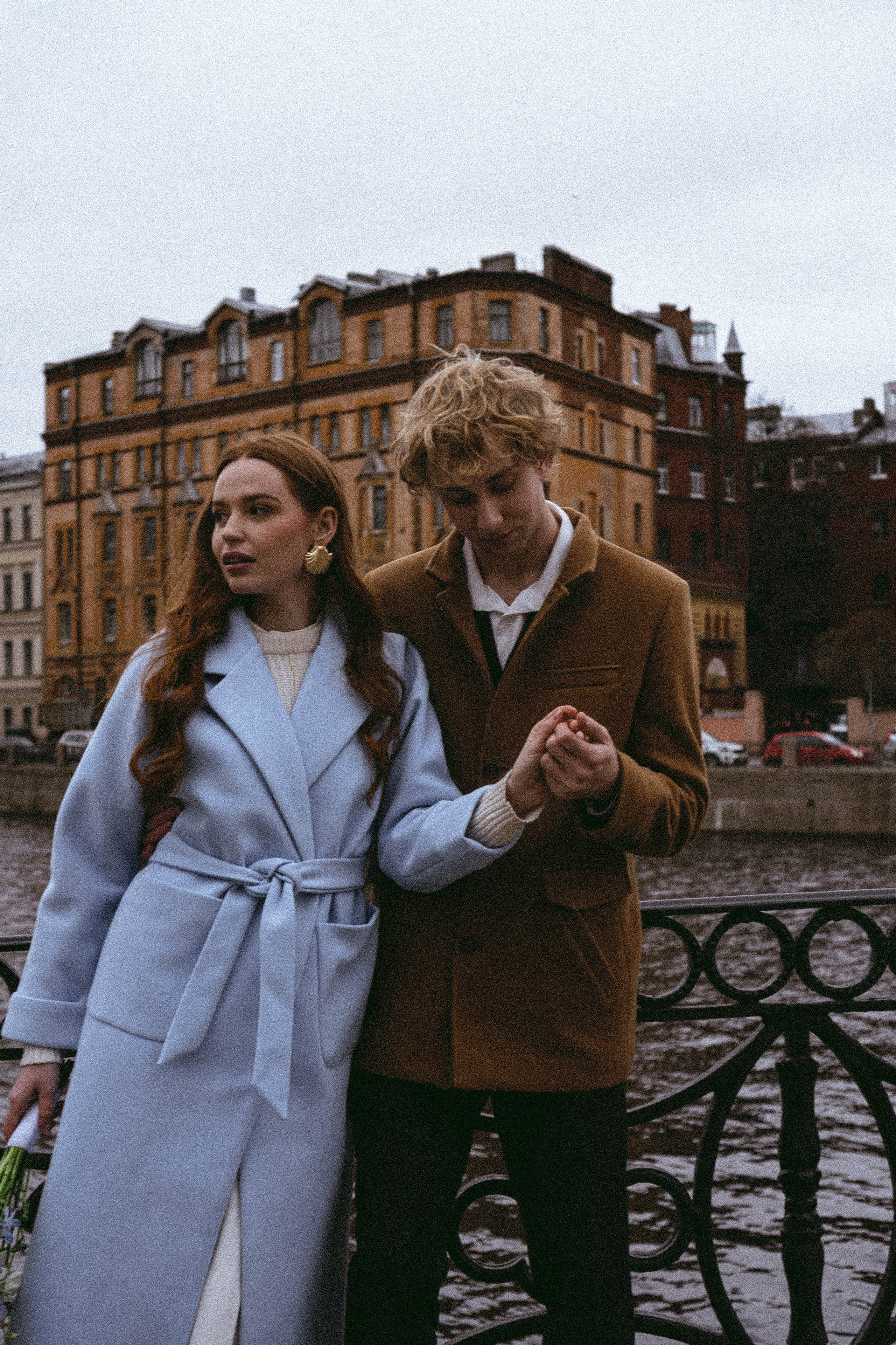 СВАДЕБНАЯ СЬЕМКА В ОТЕЛЕ. СБОРЫ ЖЕНИХА И НЕВЕСТЫ И ТАКЖЕ ТОР И ПОДГОТОВКА К ПРОГУЛКЕ И ПРОГУЛКА ПО ПЕТРОГРАДКЕ. Профессиональный фотограф, Санкт-Петербург — Виктория Богомолова