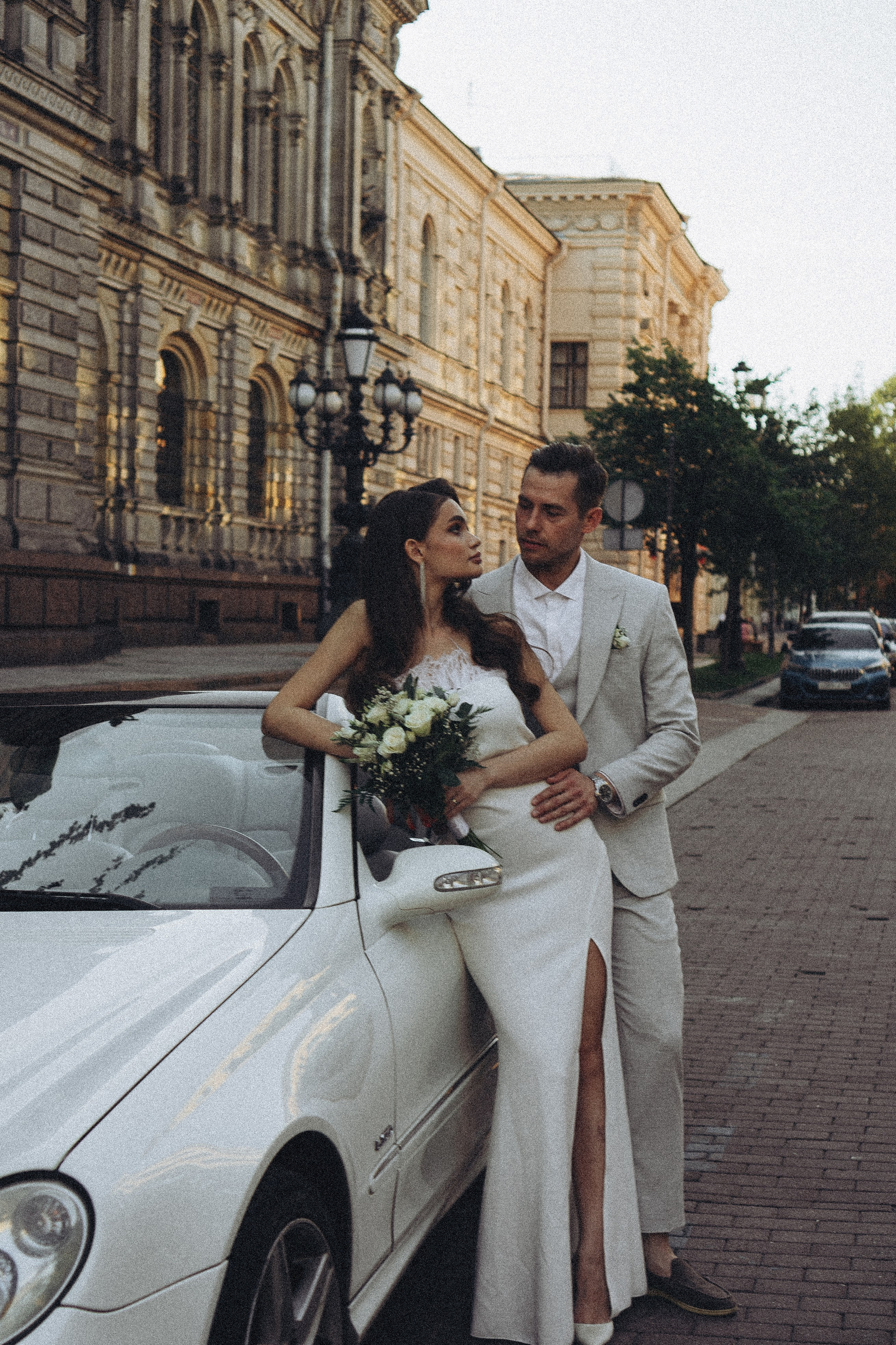 Свадебная сьемка у академии Штиглица. Профессиональный фотограф, Санкт-Петербург — Виктория Богомолова