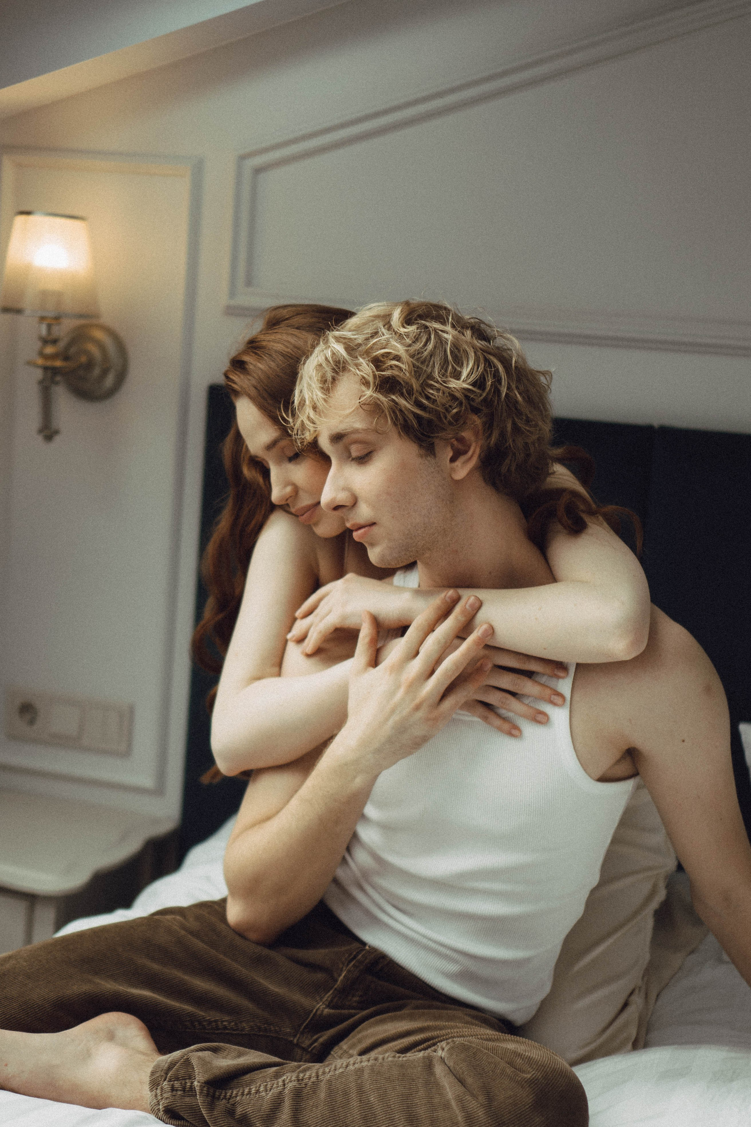 СВАДЕБНАЯ СЬЕМКА В ОТЕЛЕ. СБОРЫ ЖЕНИХА И НЕВЕСТЫ И ТАКЖЕ ТОР И ПОДГОТОВКА К ПРОГУЛКЕ. Профессиональный фотограф, Санкт-Петербург — Виктория Богомолова