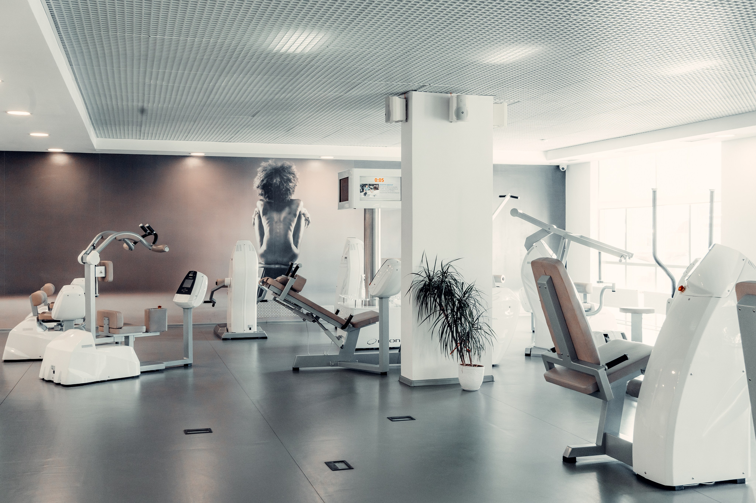 Interior photoshoot of fitness clubs in Kazan — Anton Avanzato