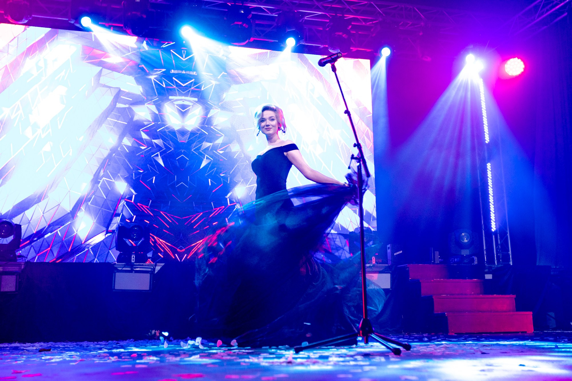 Конкурс красоты Мисс КубГУ 2022. Репортажный, промышленный и маркетплейс-фотограф Дмитрий Чернат