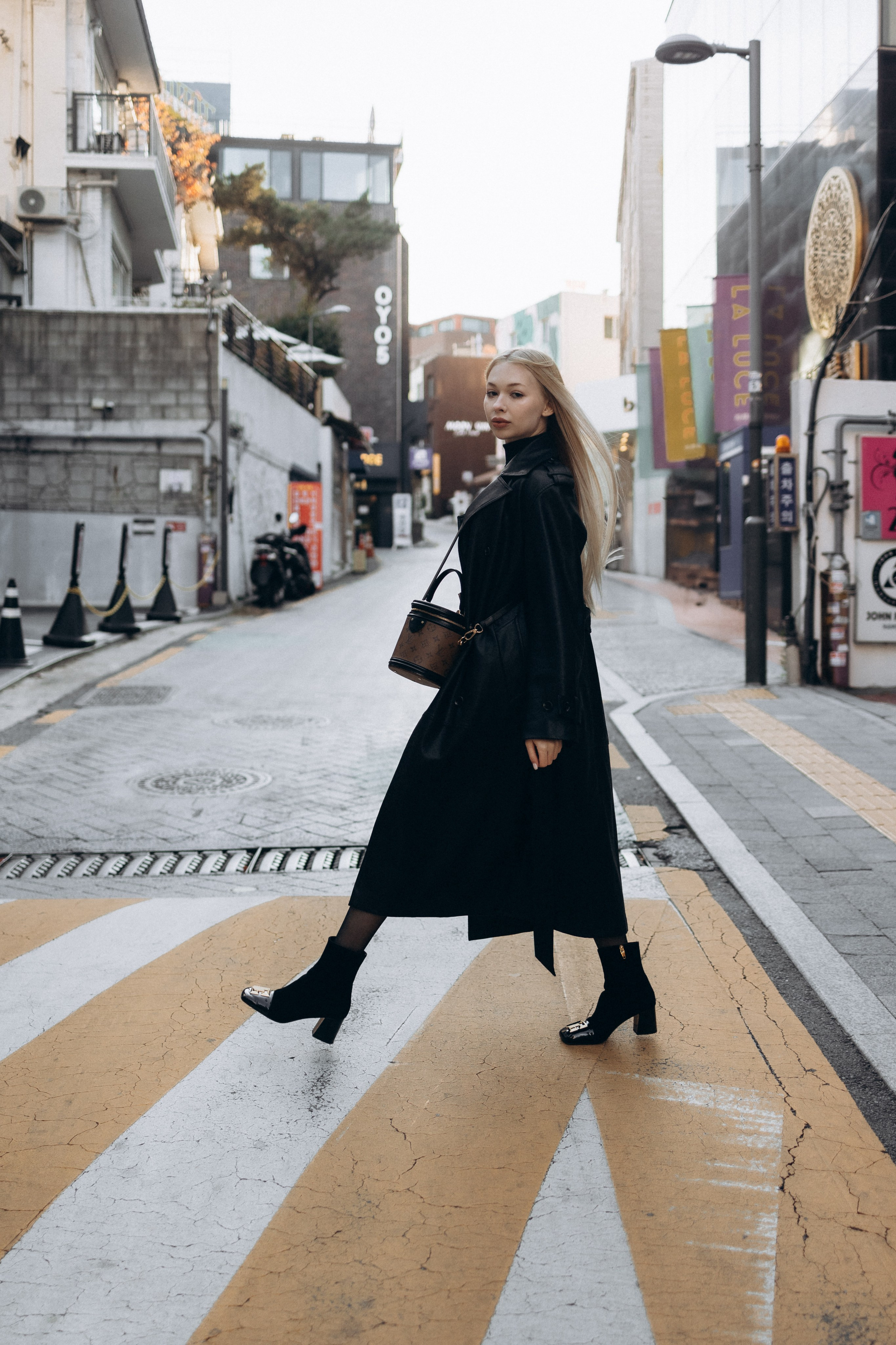 Полина индивидуальная съемка у Намсана. Фотограф Артем Бросов в Санкт-Петербурге и Дубае