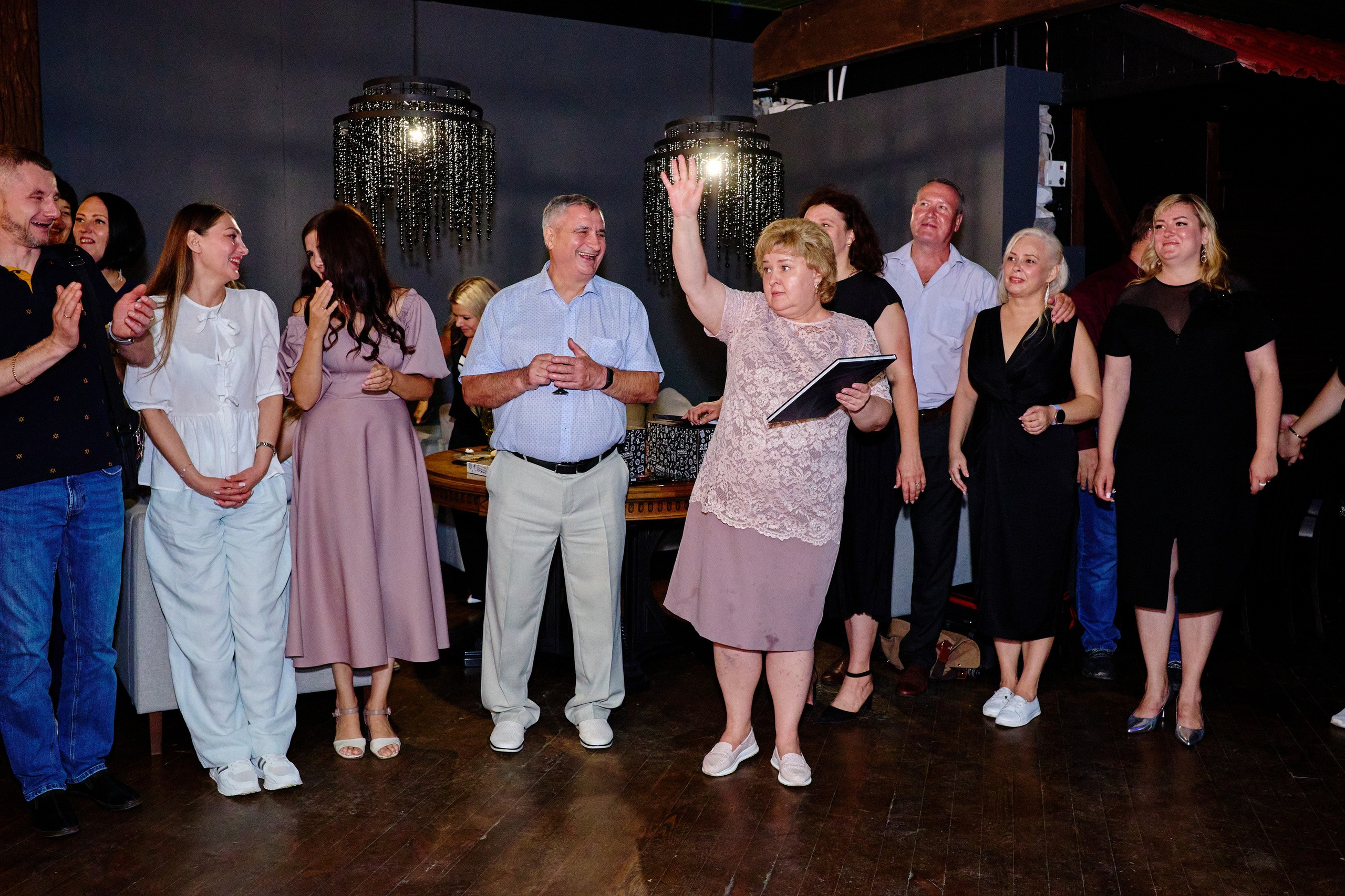 Выпускной 35 Сош. Фотограф Выпускные альбомы Таганрог Сергей Коробченко