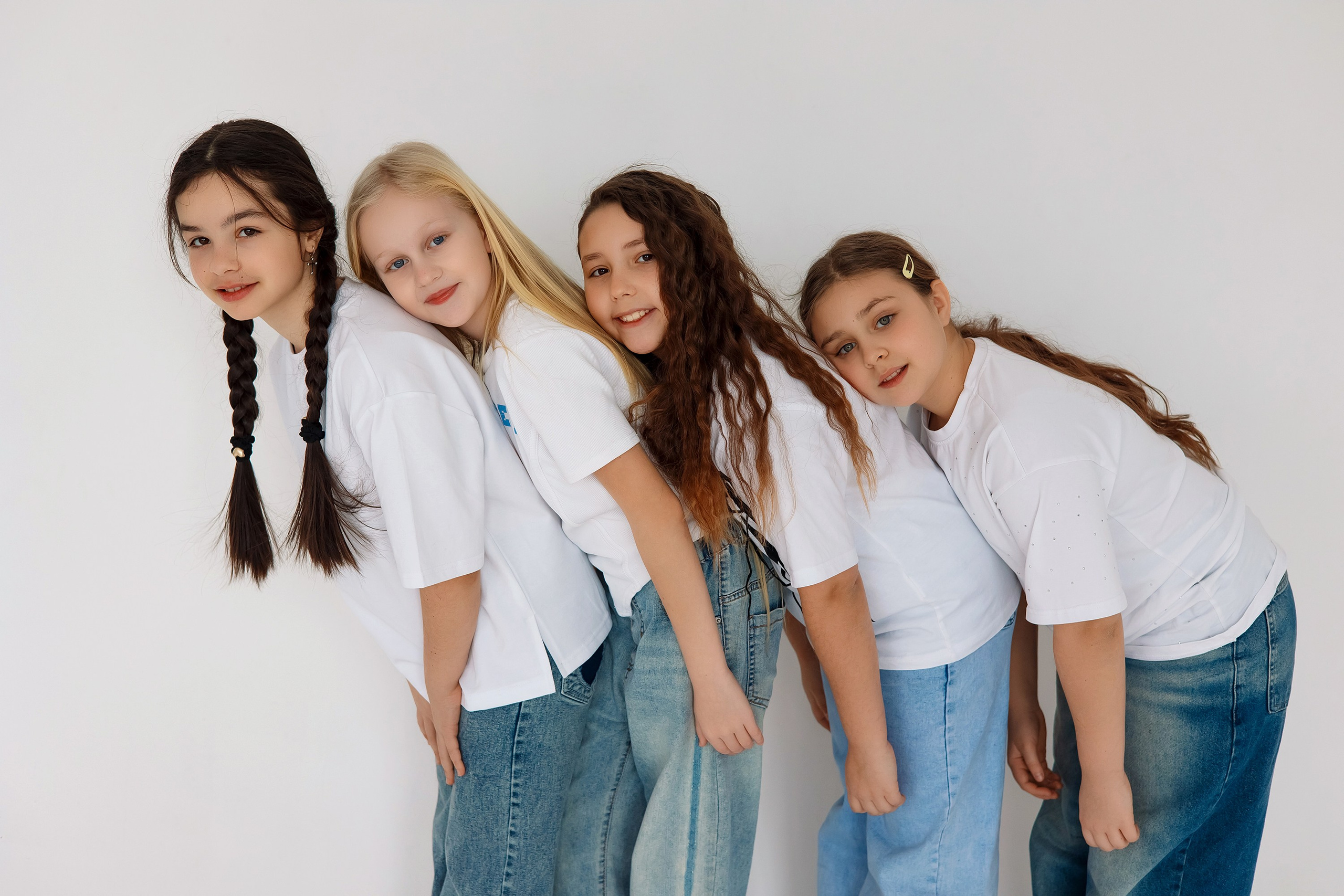 4 класс съемка в фотостудии. Фотограф Любовь Корниенко, Примоский край