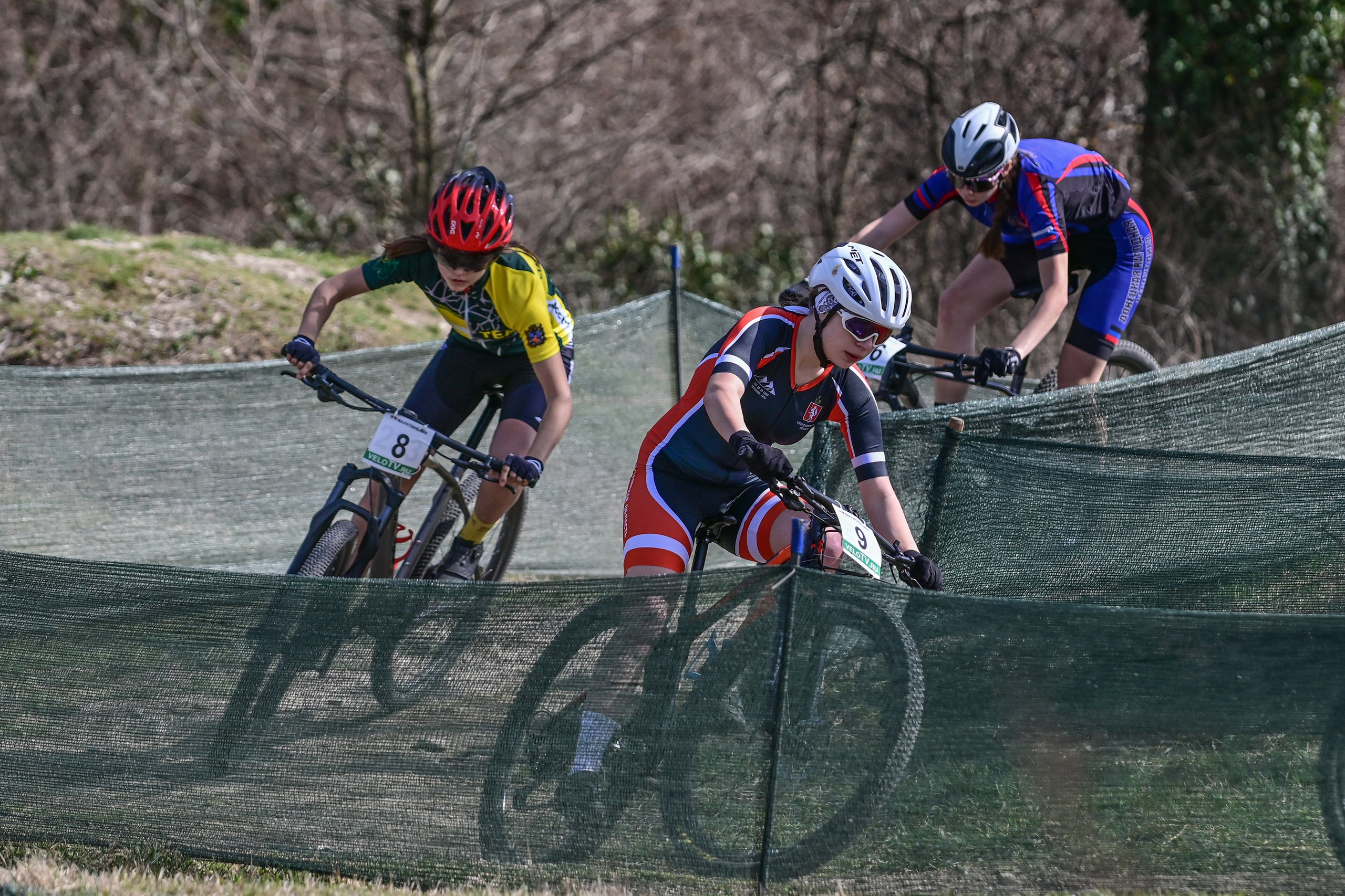 Маунтинбайк, кросс-кантри в Архипо-Осиповке 16 марта 2025. Спортивный фотограф, фотожурналист Павел Ларькин