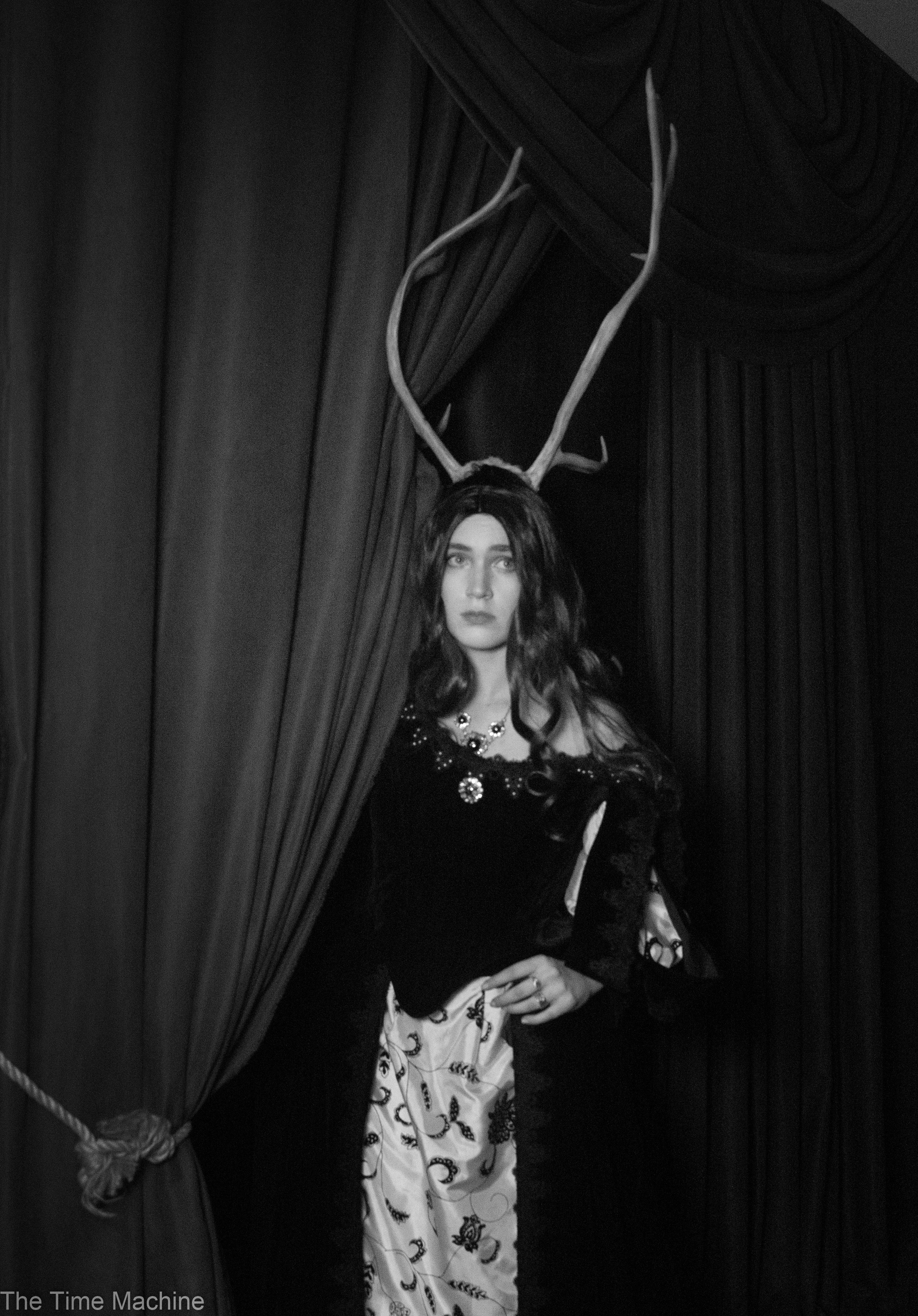 «Ведьмы. Салемские истории.» МИХАИЛ БОВЕ. Фотограф для маркетплейсов Михаил Бове