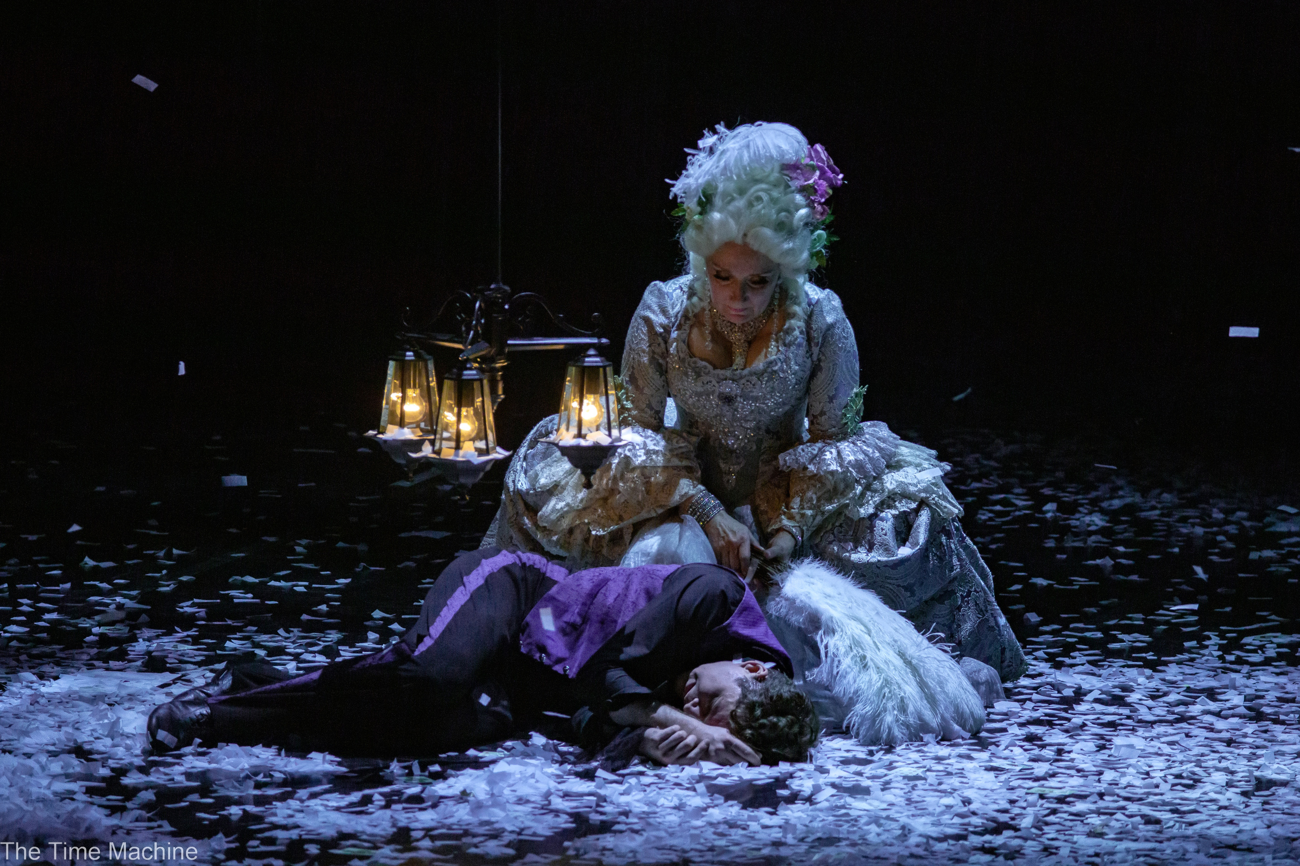 ПИКОВАЯ ДАМА ТЮЗ МИХАИЛ БОВЕ. Фотограф для маркетплейсов Михаил Бове