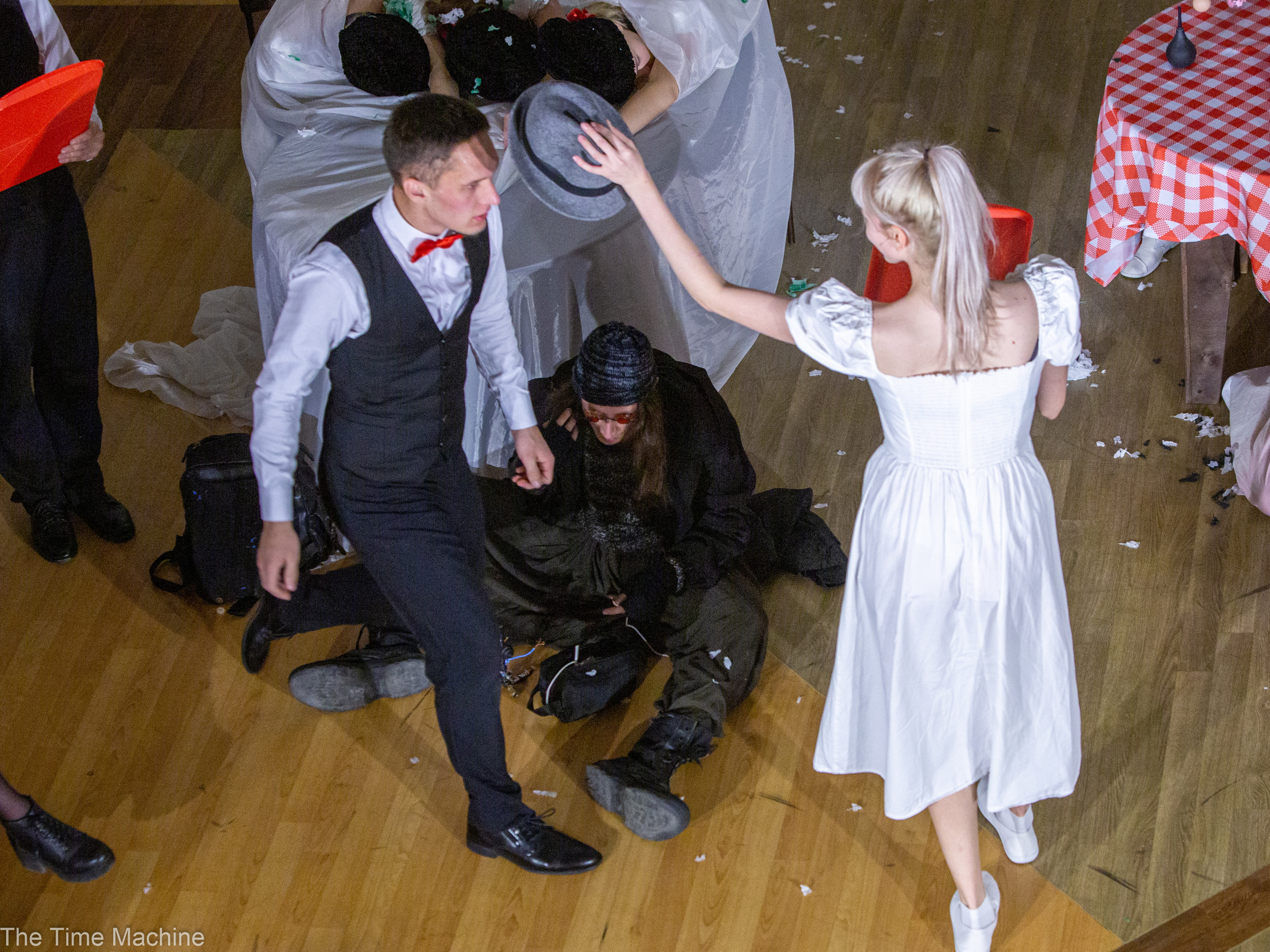 ЗАЙКА 16+ СПЕКТАКЛЬ МИХАИЛ БОВЕ. Фотограф для маркетплейсов Михаил Бове