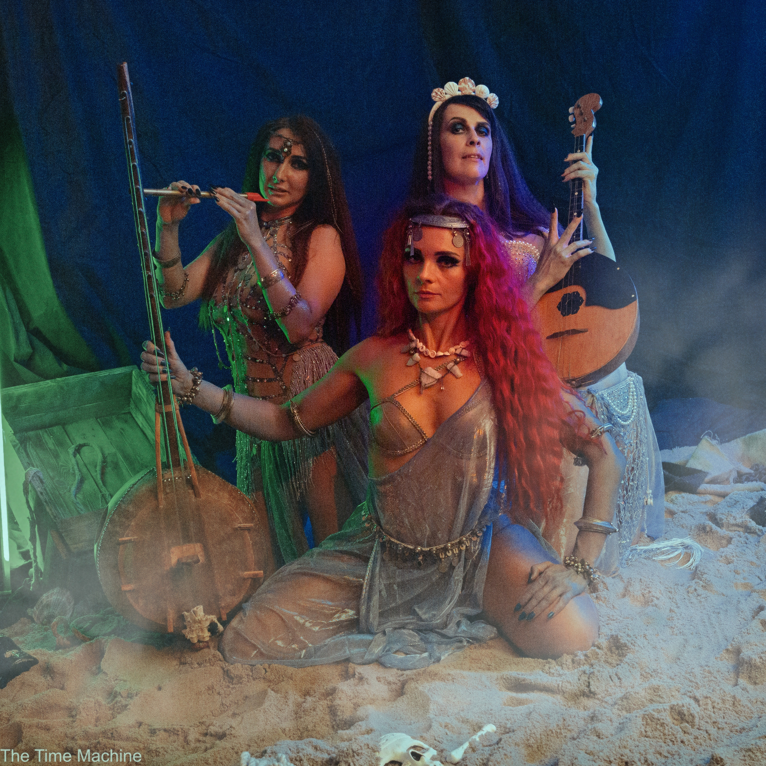 Фотопроект «Сирены» 2022. Фотограф для маркетплейсов Михаил Бове