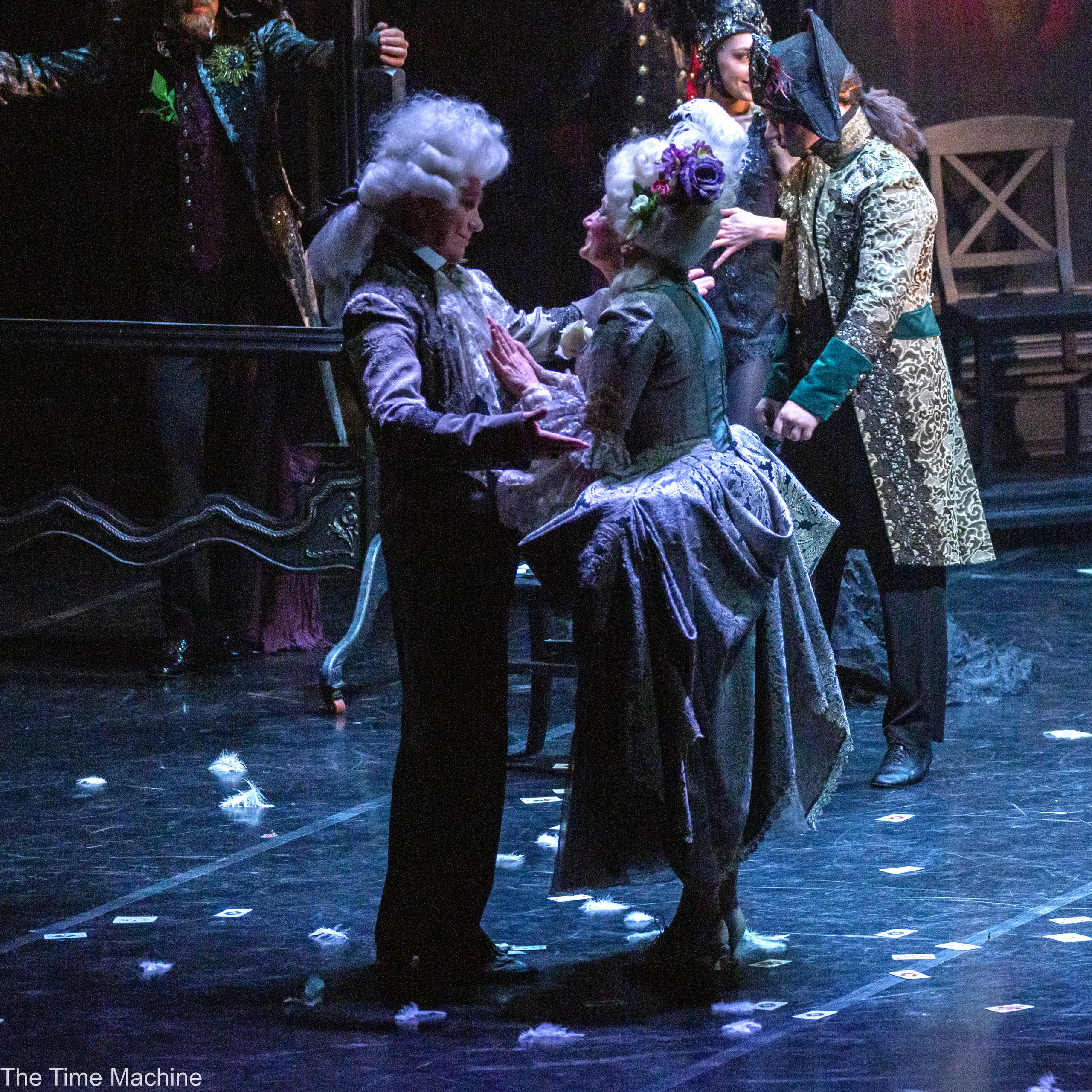 ПИКОВАЯ ДАМА ТЮЗ МИХАИЛ БОВЕ. Фотограф для маркетплейсов Михаил Бове