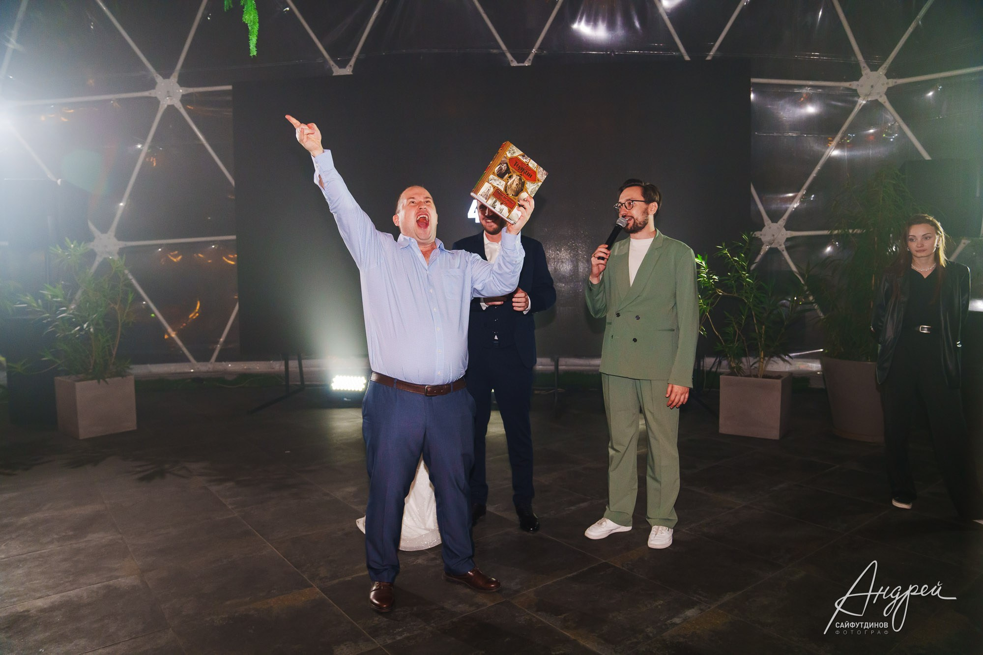 Фотоотчёт и бэкстейдж свадебной фотосессии. Свадебный и семейный фотограф в Ростове-на-Дону. Андрей Сайфутдинов