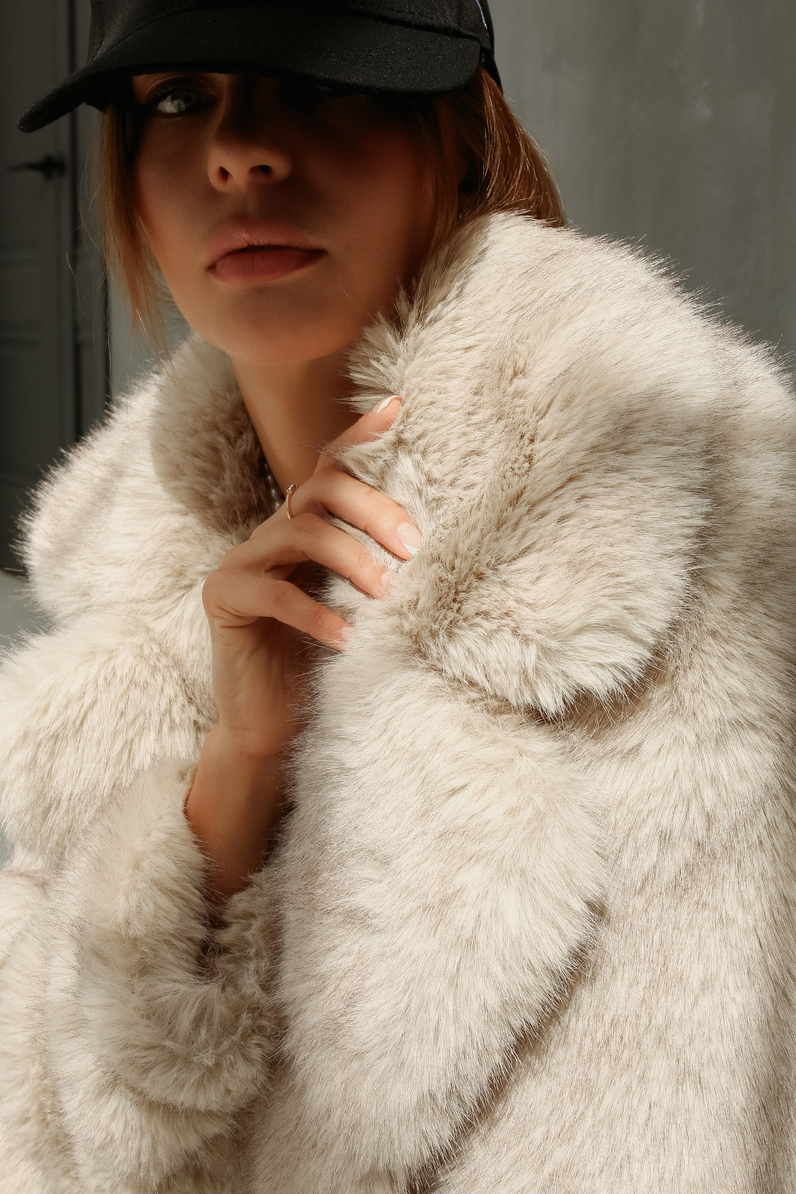 КАТАЛОГ ДЛЯ БРЕНДА ВЕРХНЕЙ ОДЕЖДЫ MISHKA. Бренд, контент фотограф в Волгограде Елена Даньшина