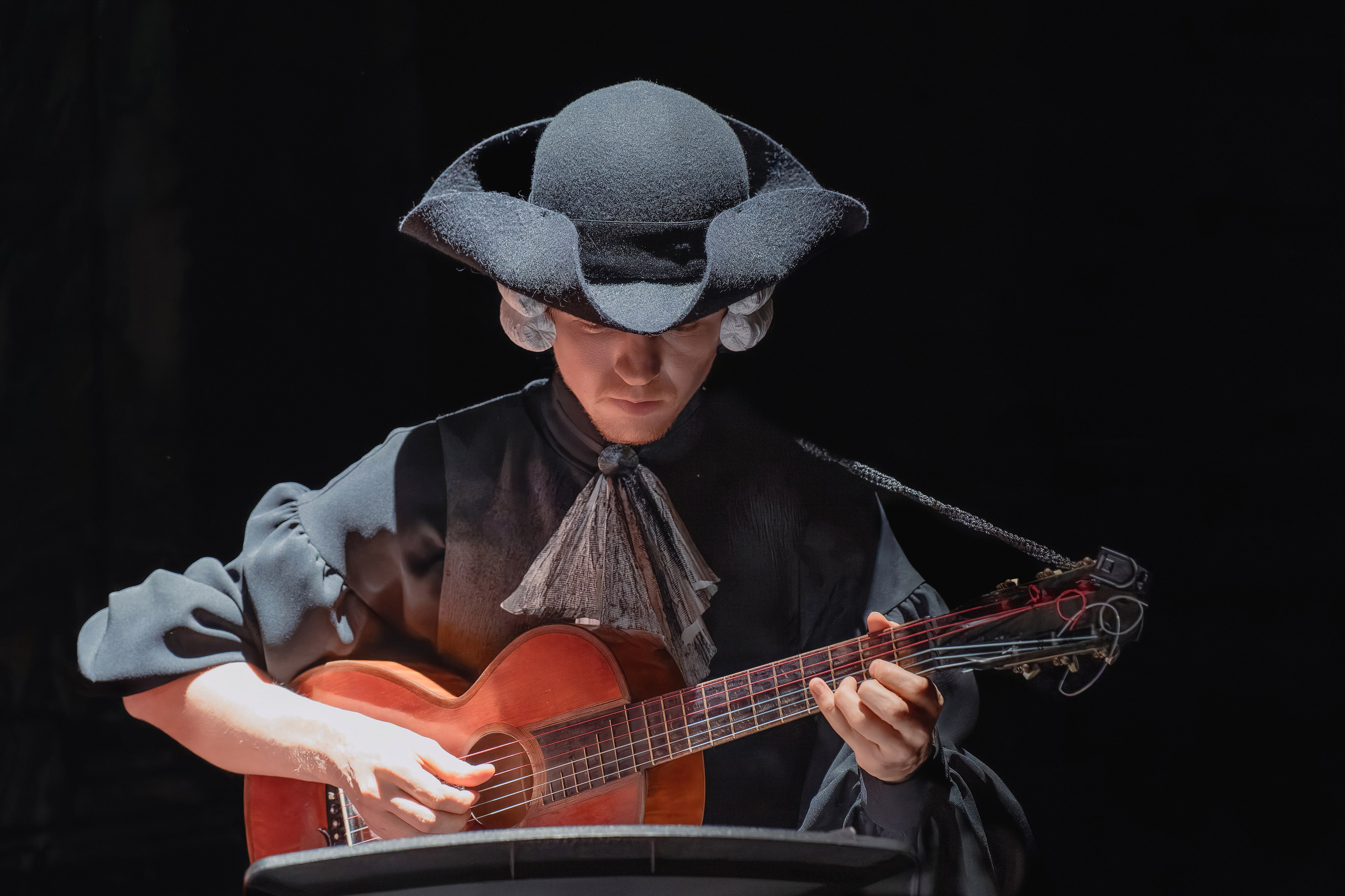 Театр Терезы Дуровой: Моцарт и Сальери. Сайт фотографа Сергея Абрамова