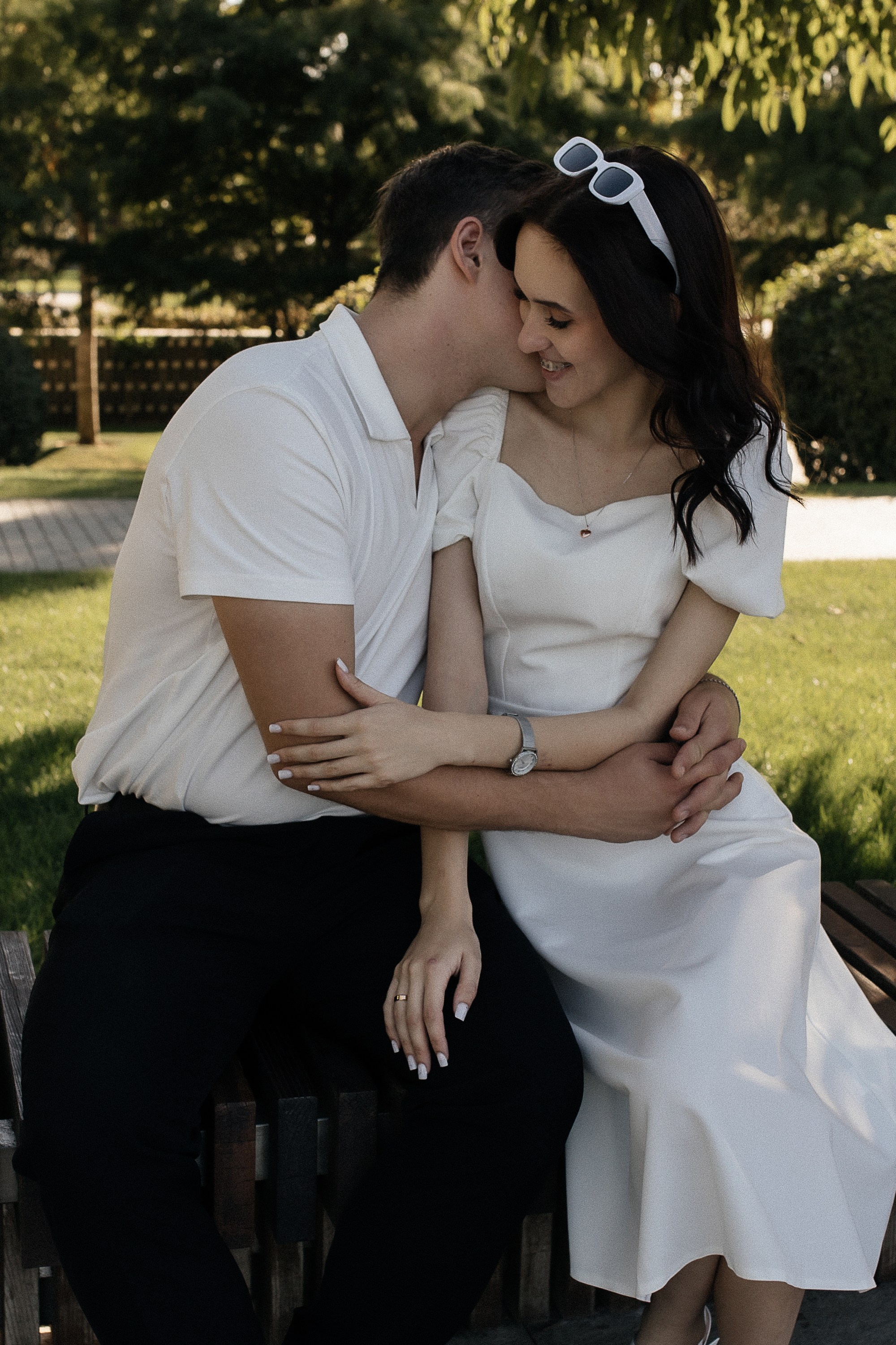 Свадебная фотосессия в парке Галицкого. Свадебный и семейный фотограф Виолетта Сидельникова. Краснодар, Россия, Беларусь, Европа