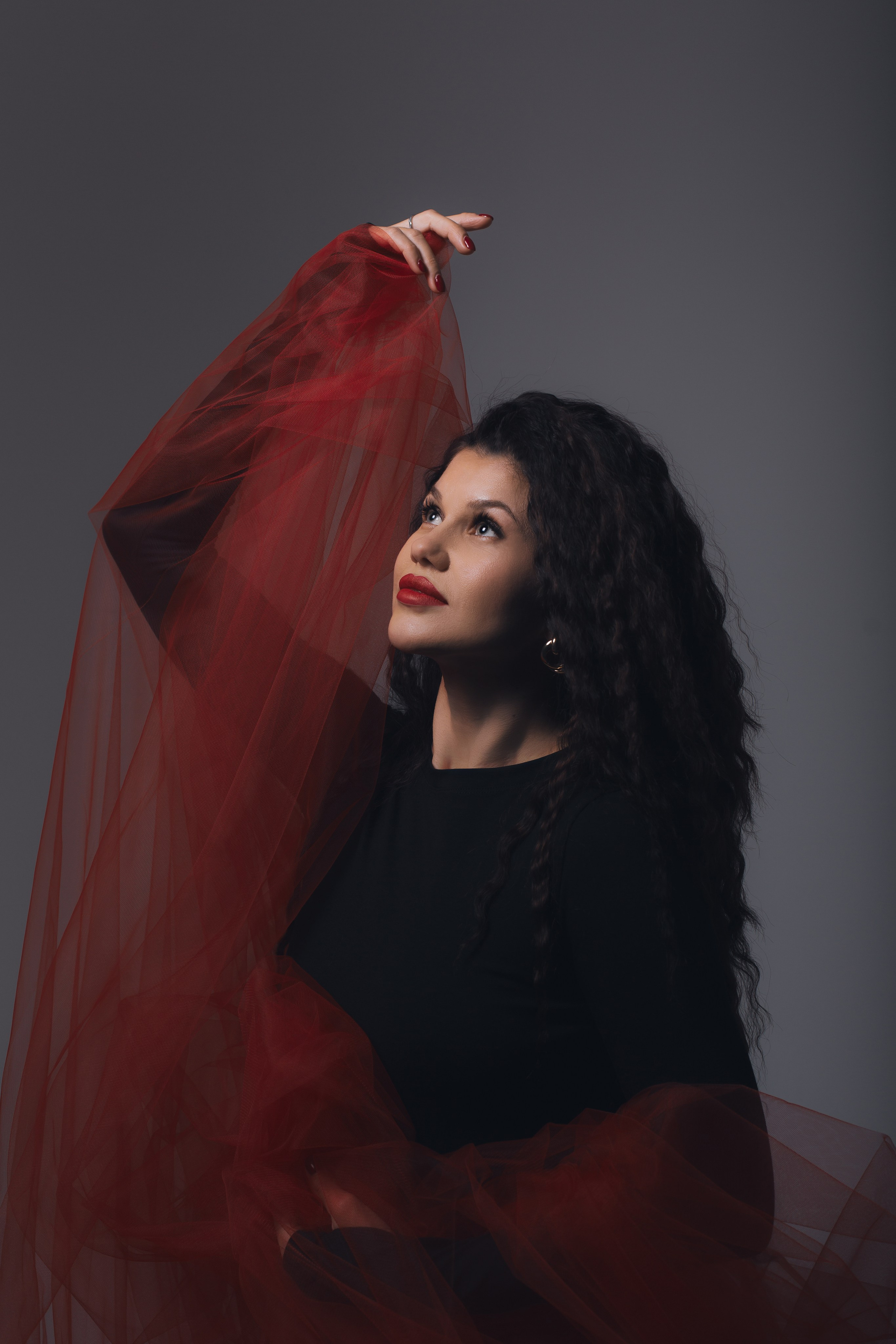 Индивидуальная фотосессия Спб. Фотограф Julia Milton | Портреты, съемки для маркетплейсов, лавстори, съёмка беременности в Санкт-Петербурге. Обучение фотографии в Спб очно