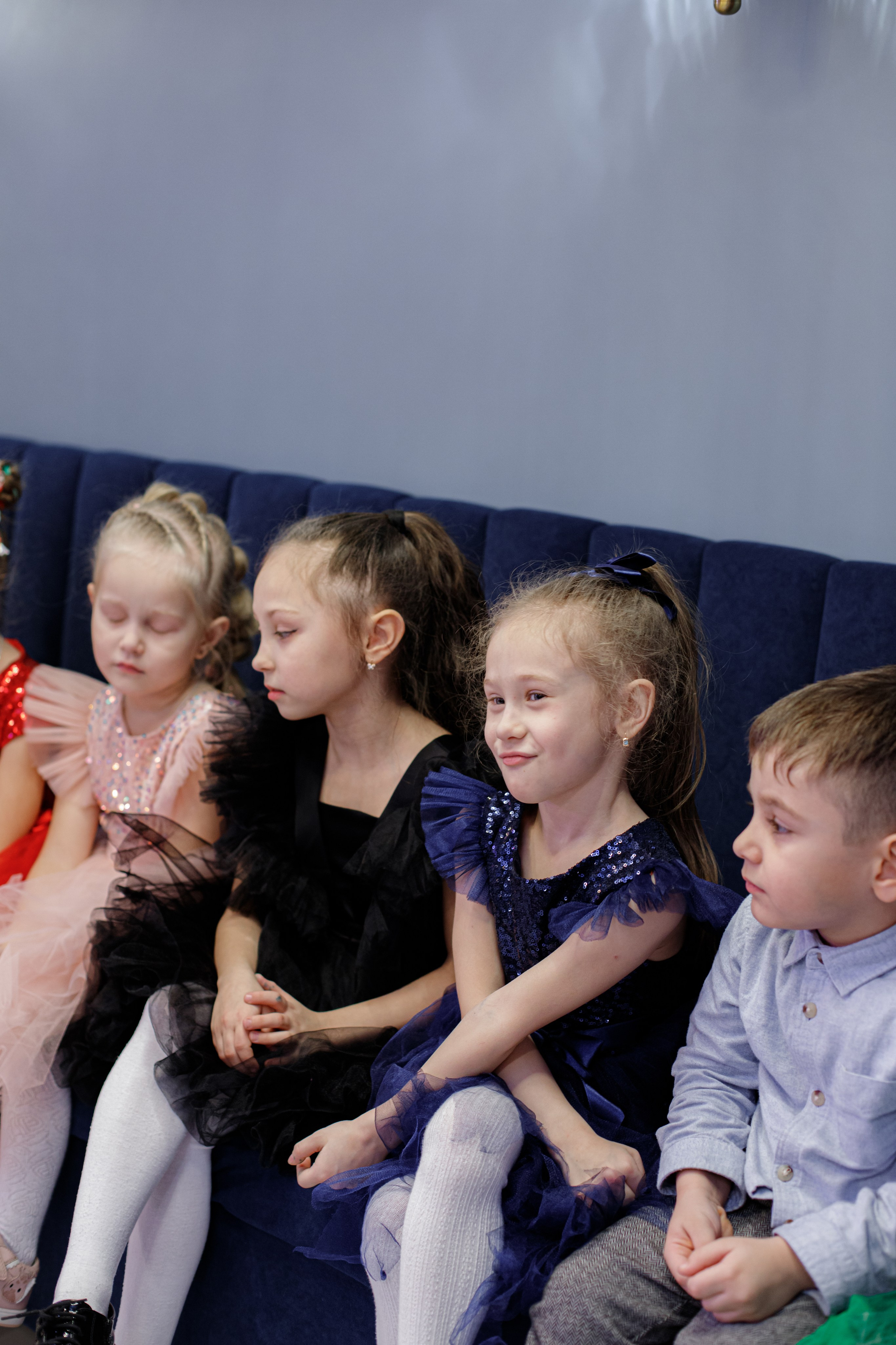 ASIA'S BIRTHDAY PARTY. Photokarish