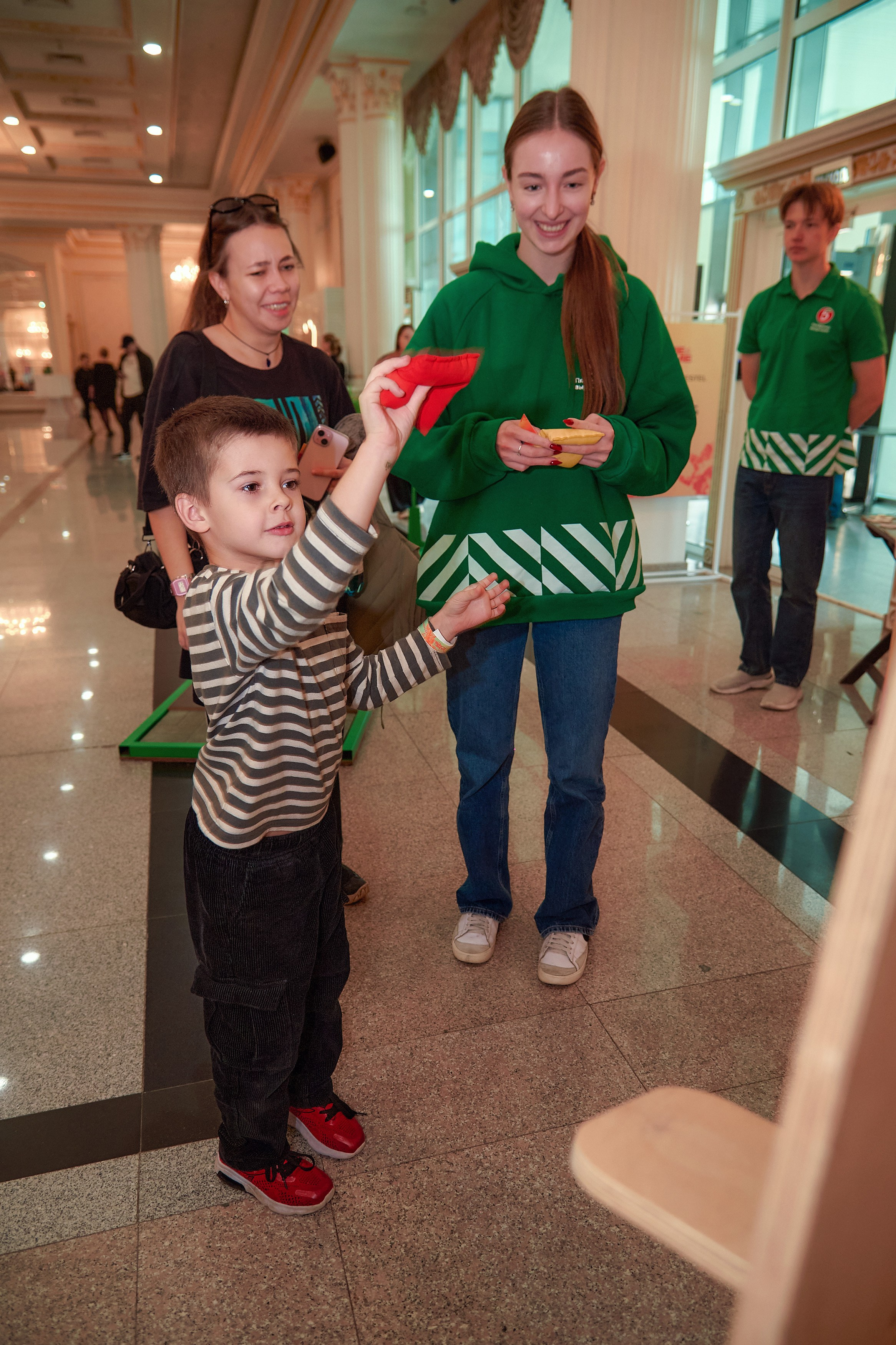 Фестиваль от супермаркета «Пятёрочка». Фотограф Яковлев Роман — Красноярск