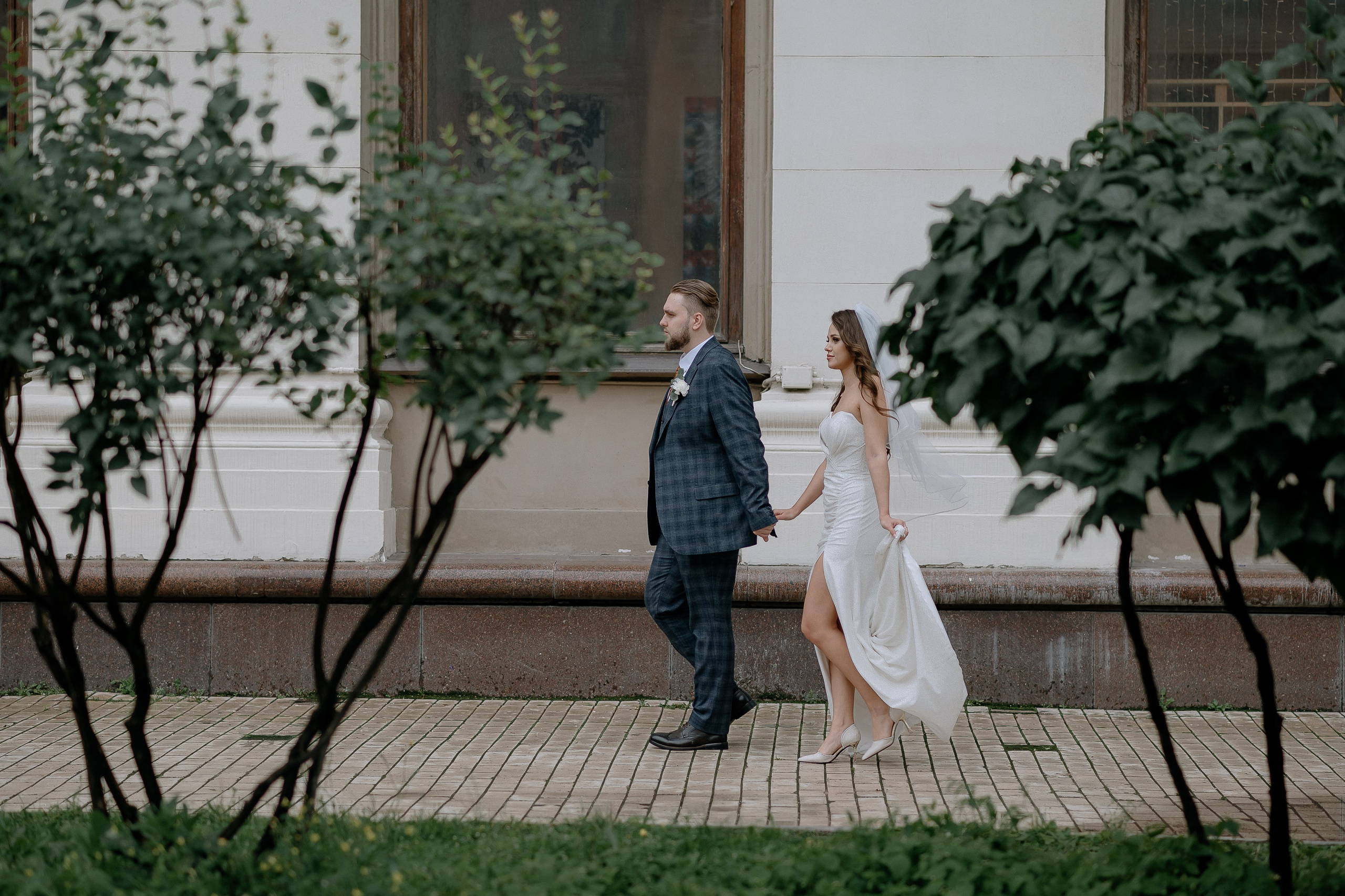 Свадебная фотосессия Андрея и Оли около Кутузовского загса