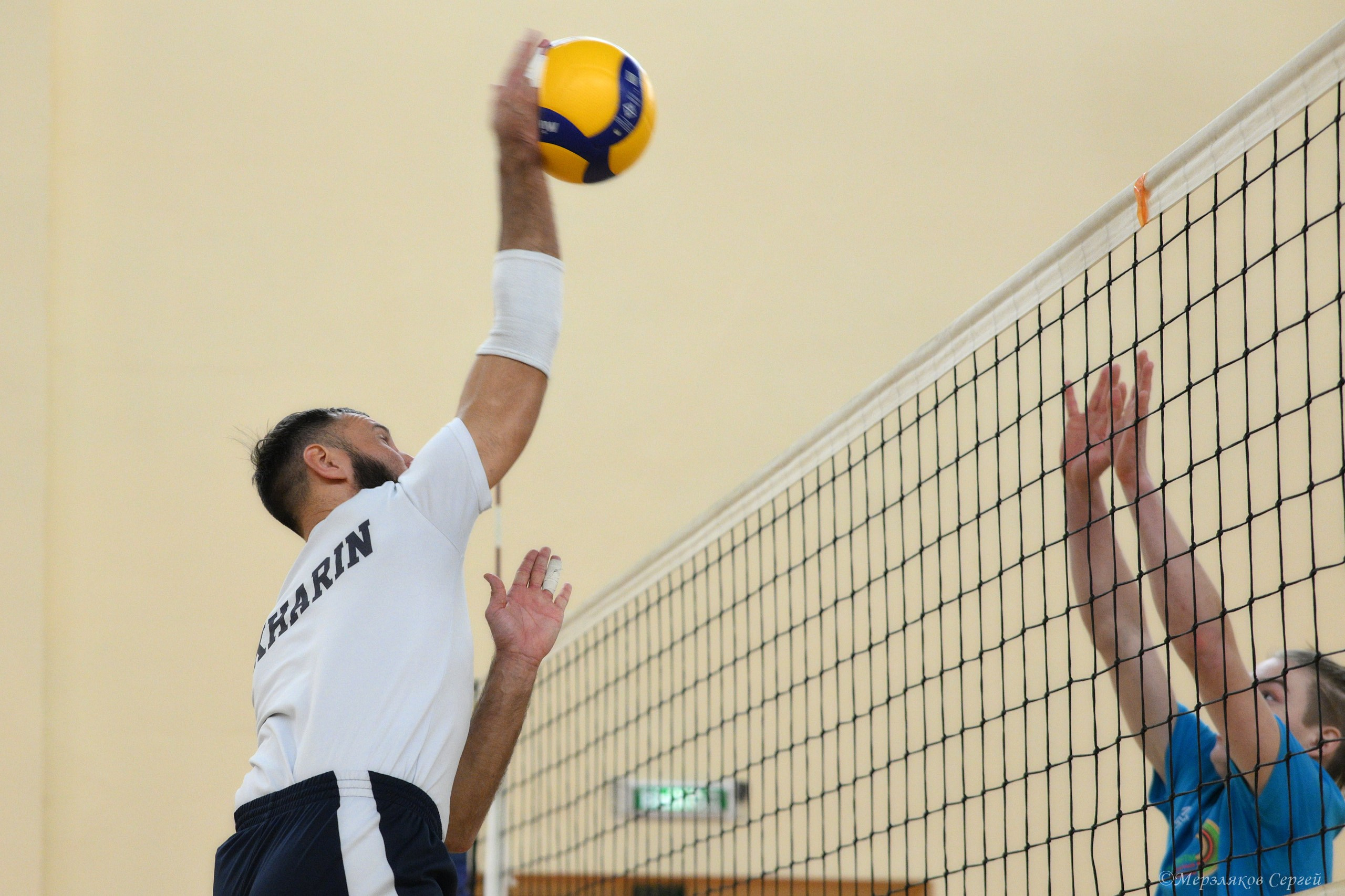 Новогодний турнир по волейболу. Ижевск. 15.12.2023. Спортивный репортажный фотограф в Ижевске Сергей Мерзляков