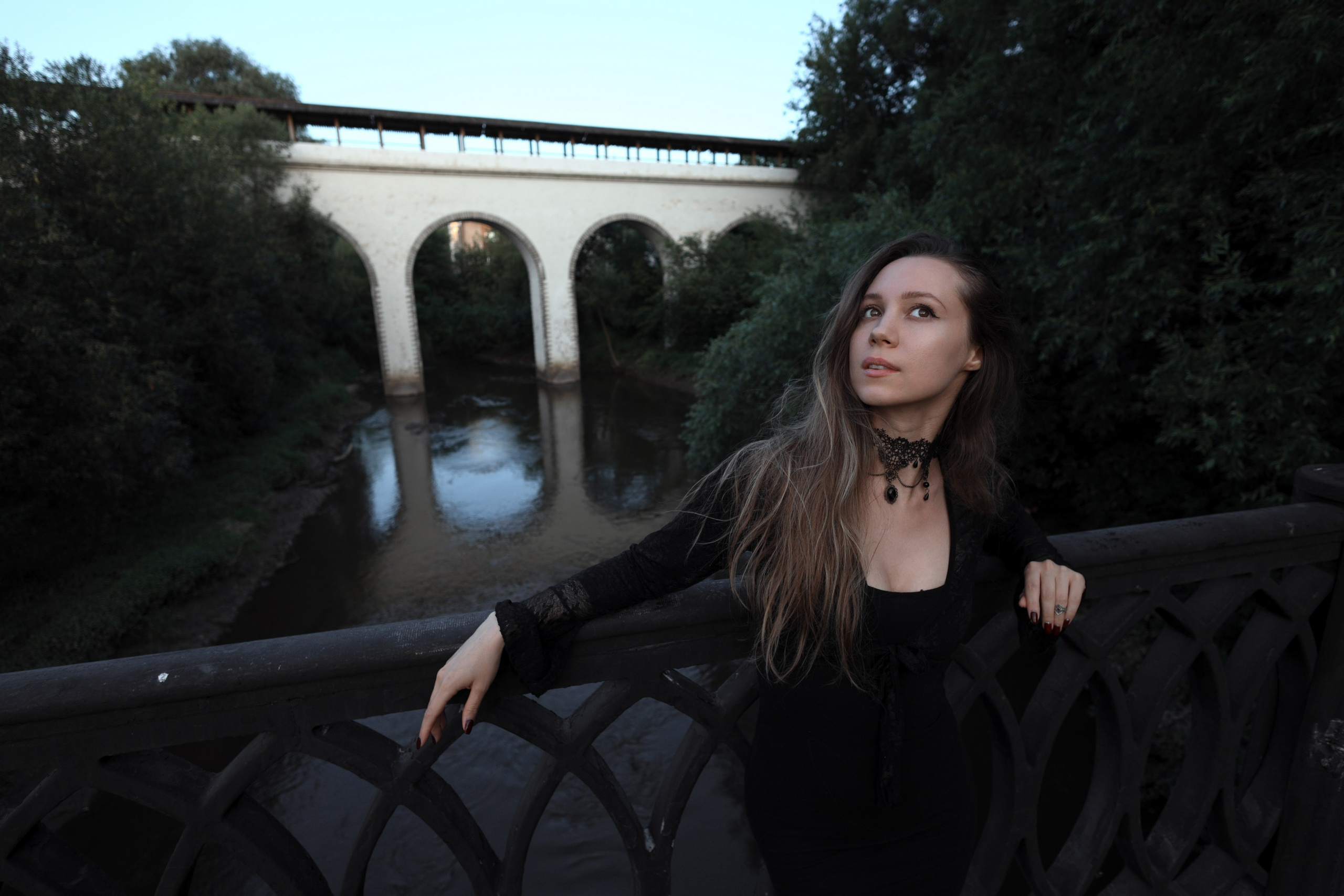 Becareful she has fangs/Aqueduct. Арт-фотограф. Coffelisk