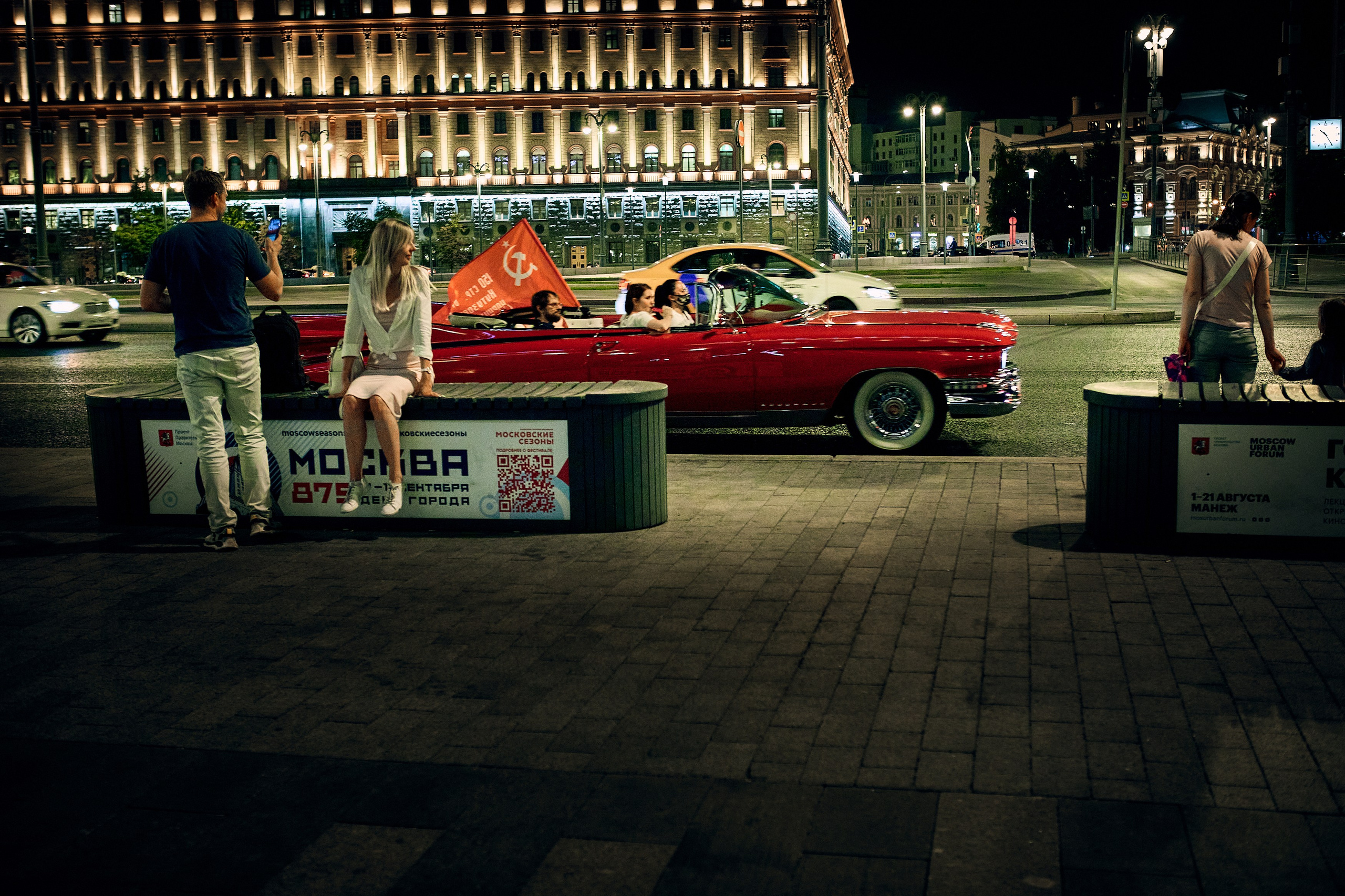 NIGHT SITY LIFE. DMITRY MOISEENKO — фотограф, художник, топ-стилист