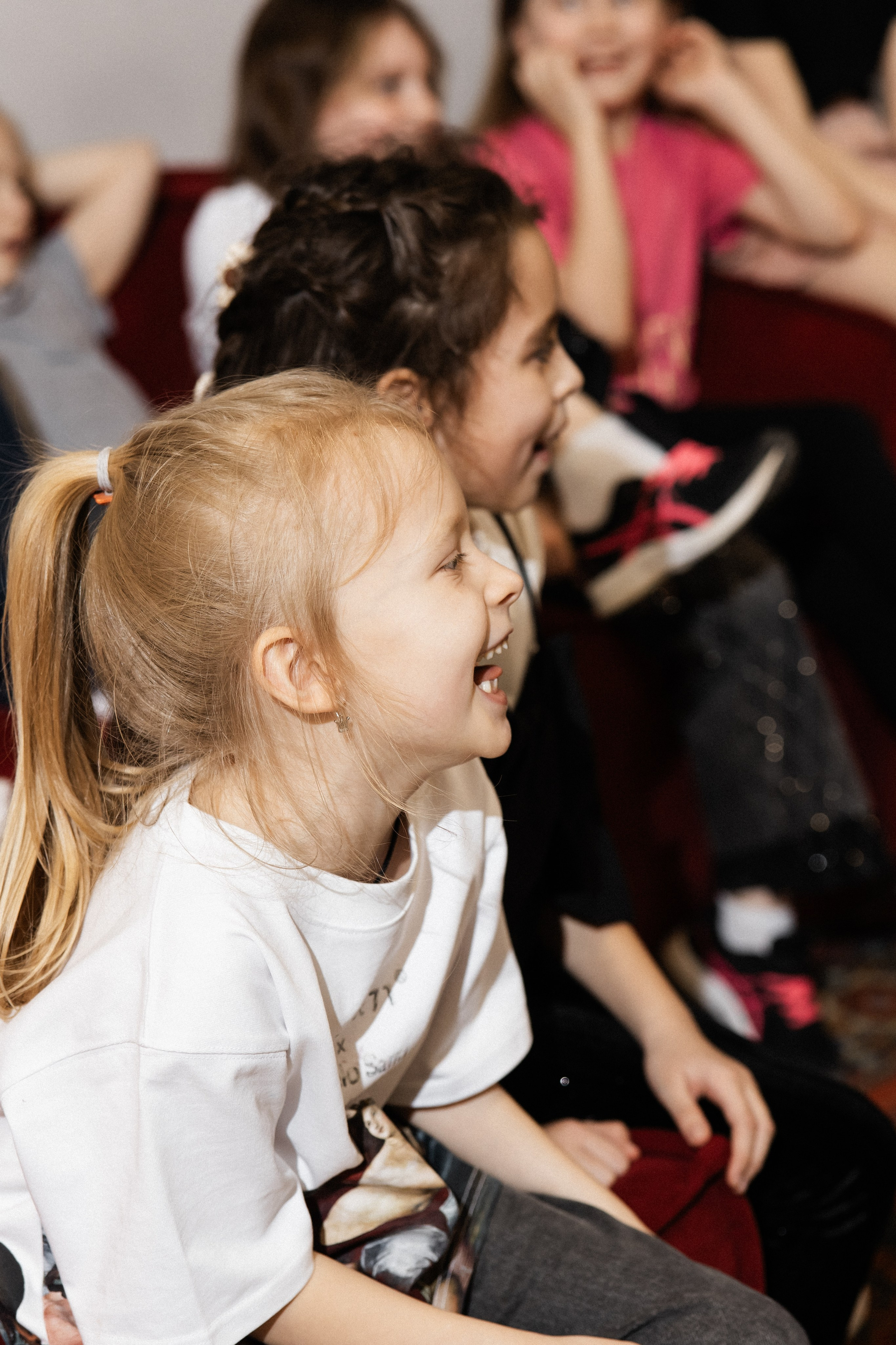 Деткская художественная студия EART KIDS. Свадебный и семейный фотограф Анна Печенкина