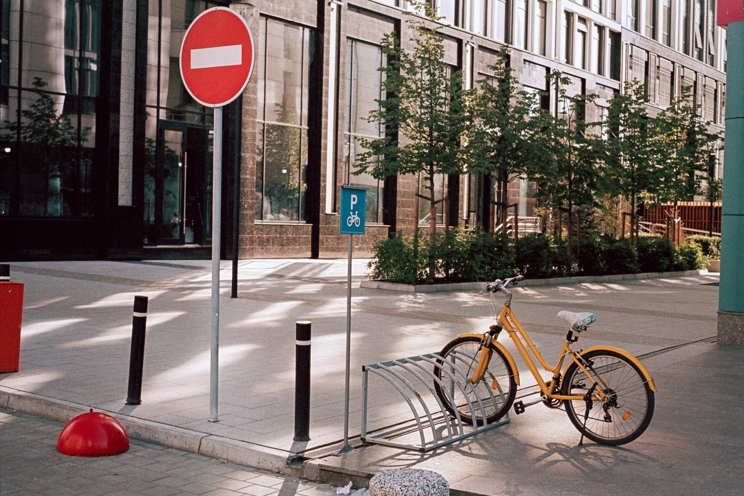 Street-photo города Новосибирск. Портретный и репортажный фотограф. Мыльников Илья
