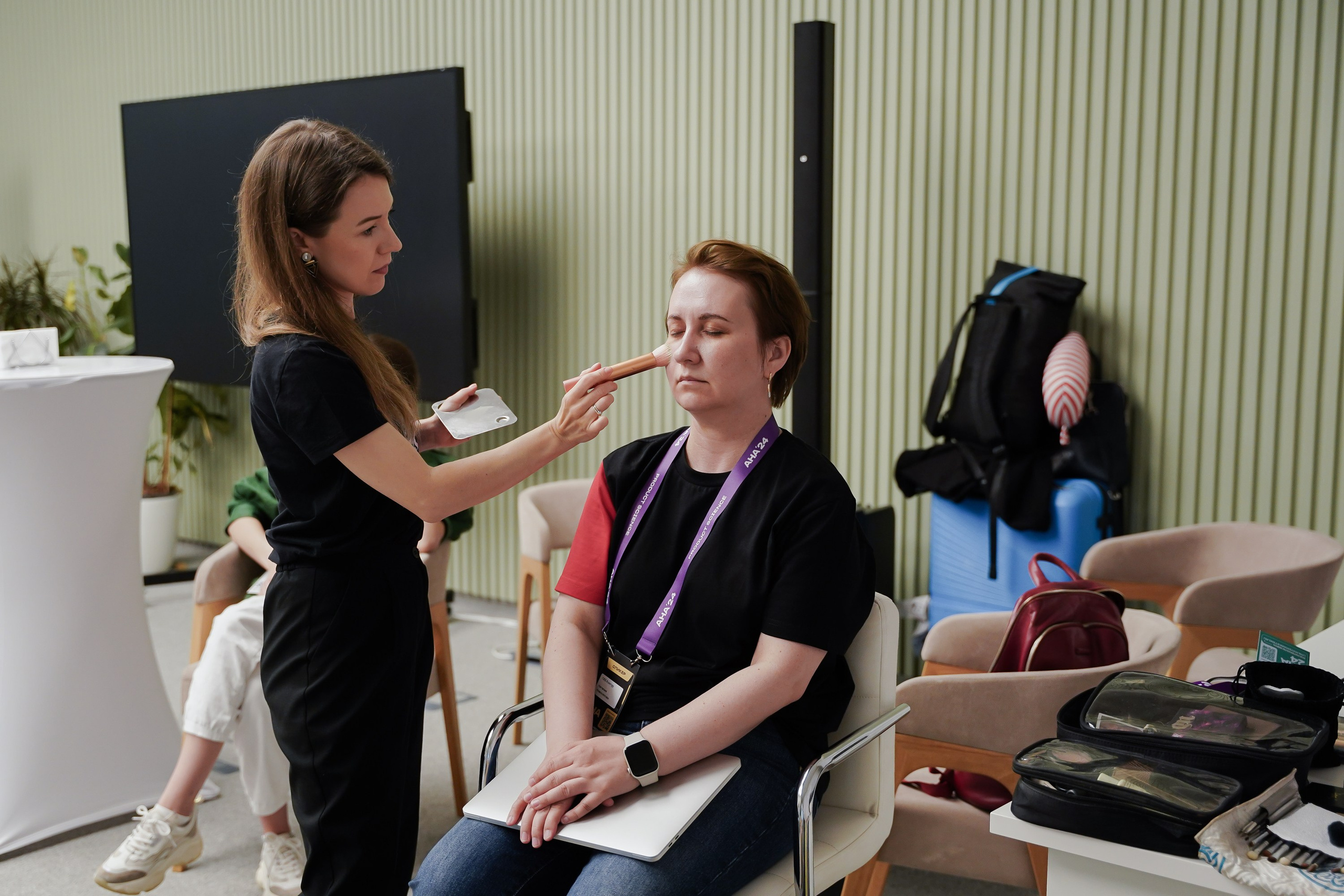 Aha! — 6 июня 2024. Фотобанк Матемаркетинг