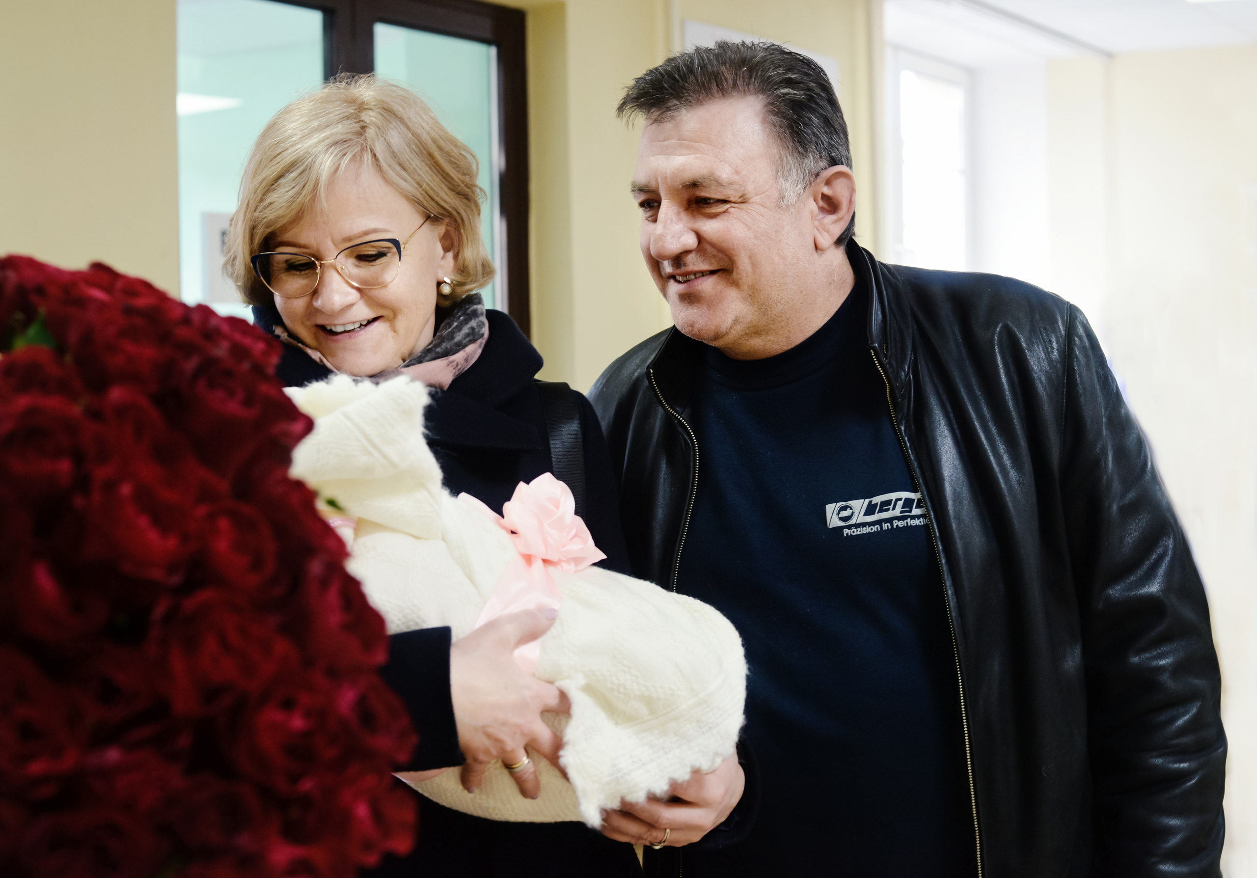 Съемки выписки в роддоме в г. Гомеле. Фотограф (photographer) Lischinski Vitaliy