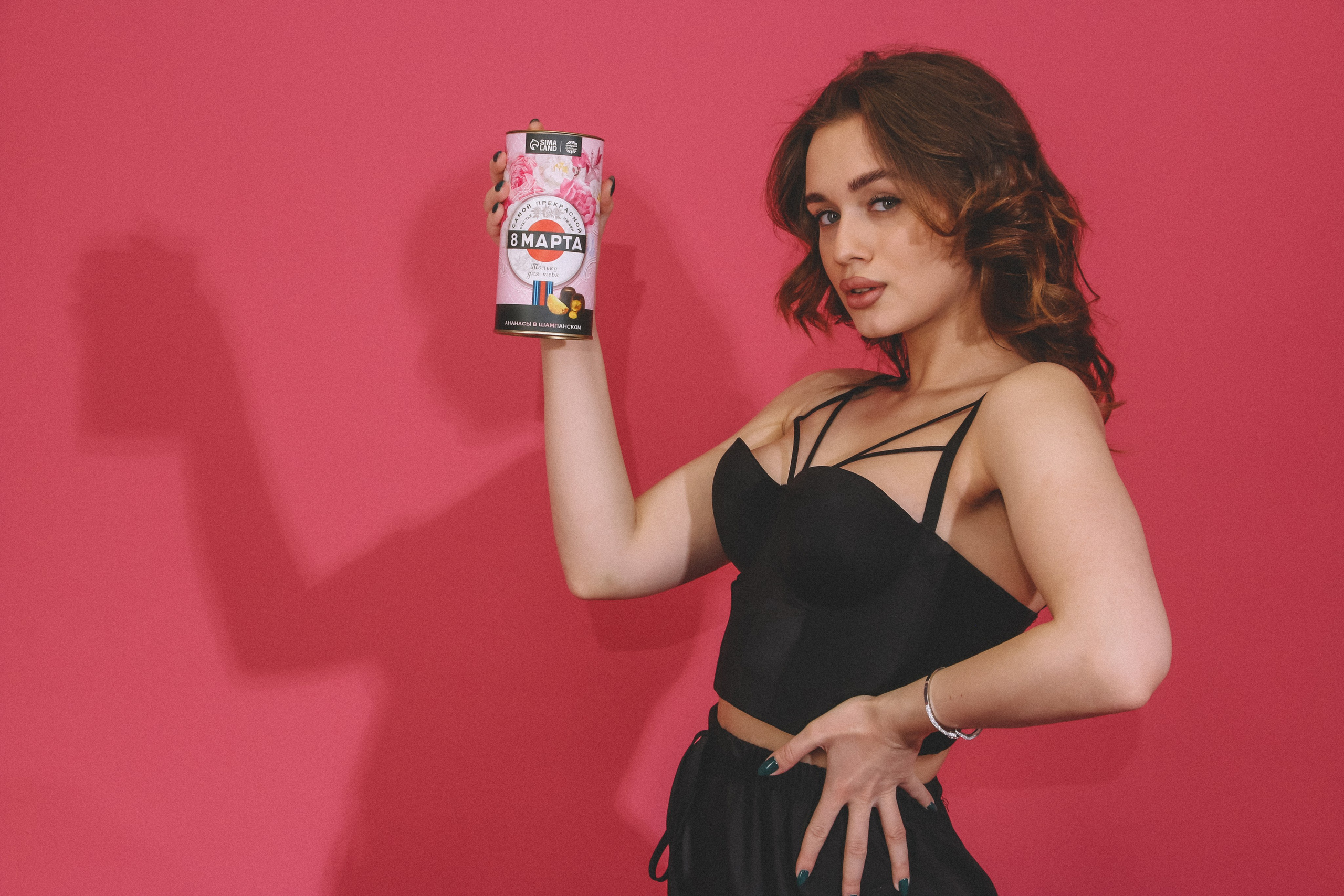 Разработки 8 марта. Фотограф для различных событий, проектов, маркетплейсов, сайтов и мероприятий в Екатеринбурге