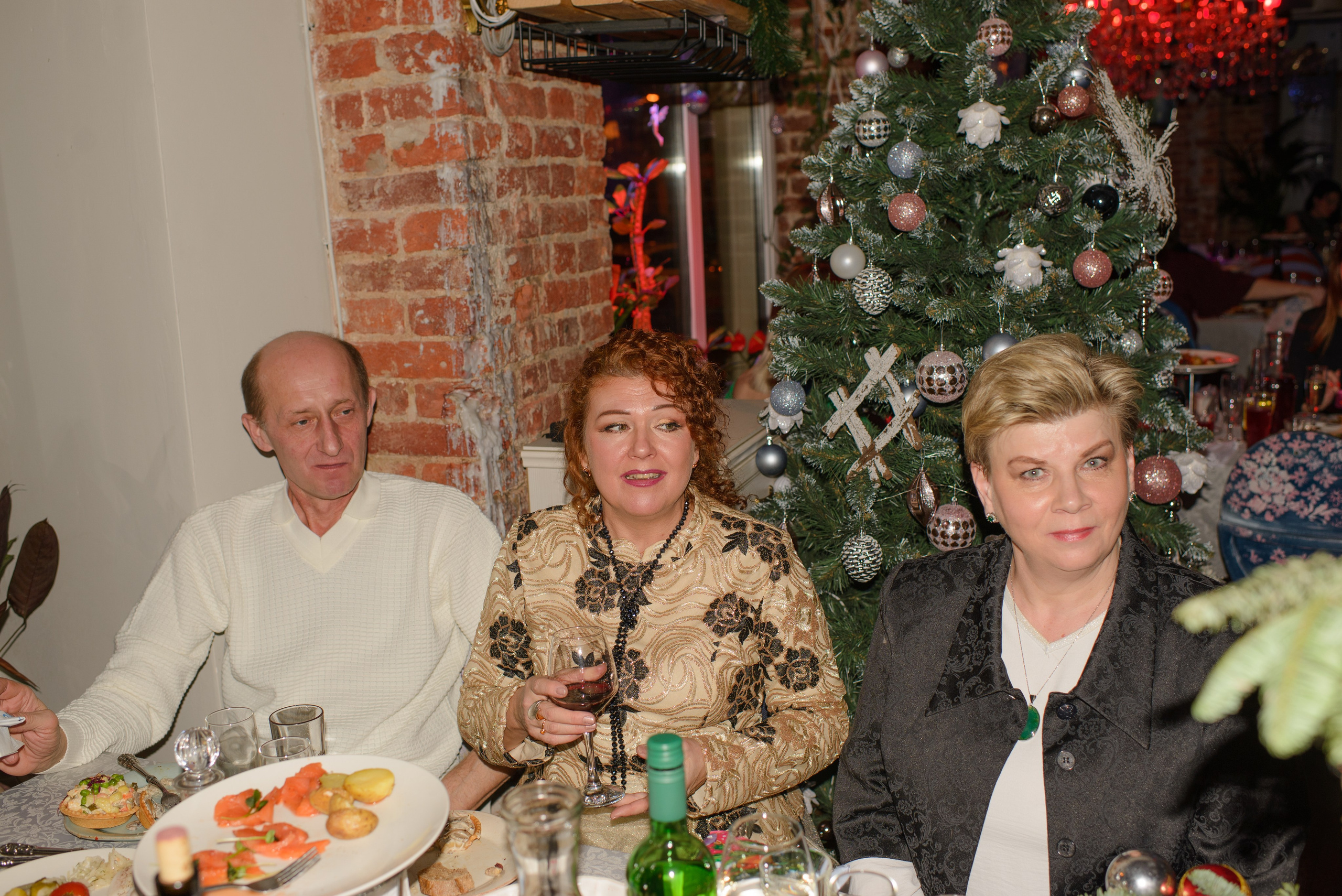 Фотосъёмка новогодней вечеринки. Организация и проведение фотосъемок в Санкт-Петербурге. Фотограф Смирягин Илья