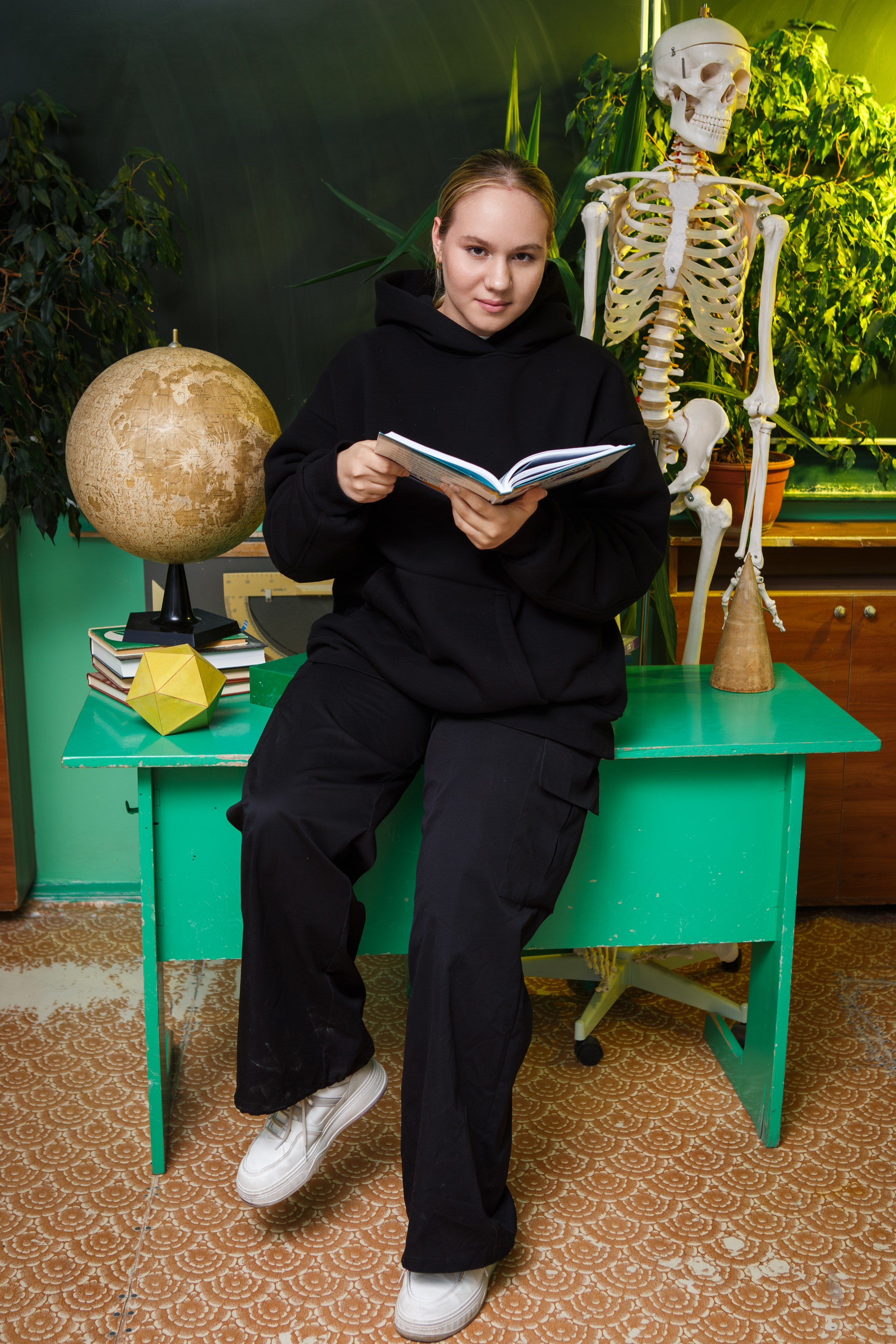 ПОРТРЕТНАЯ ФОТОСЕССИЯ В КЛАССЕ ДЛЯ 9 КЛАССОВ. ТВОЙ АЛЬБОМ / ТВОИ ПРАВИЛА