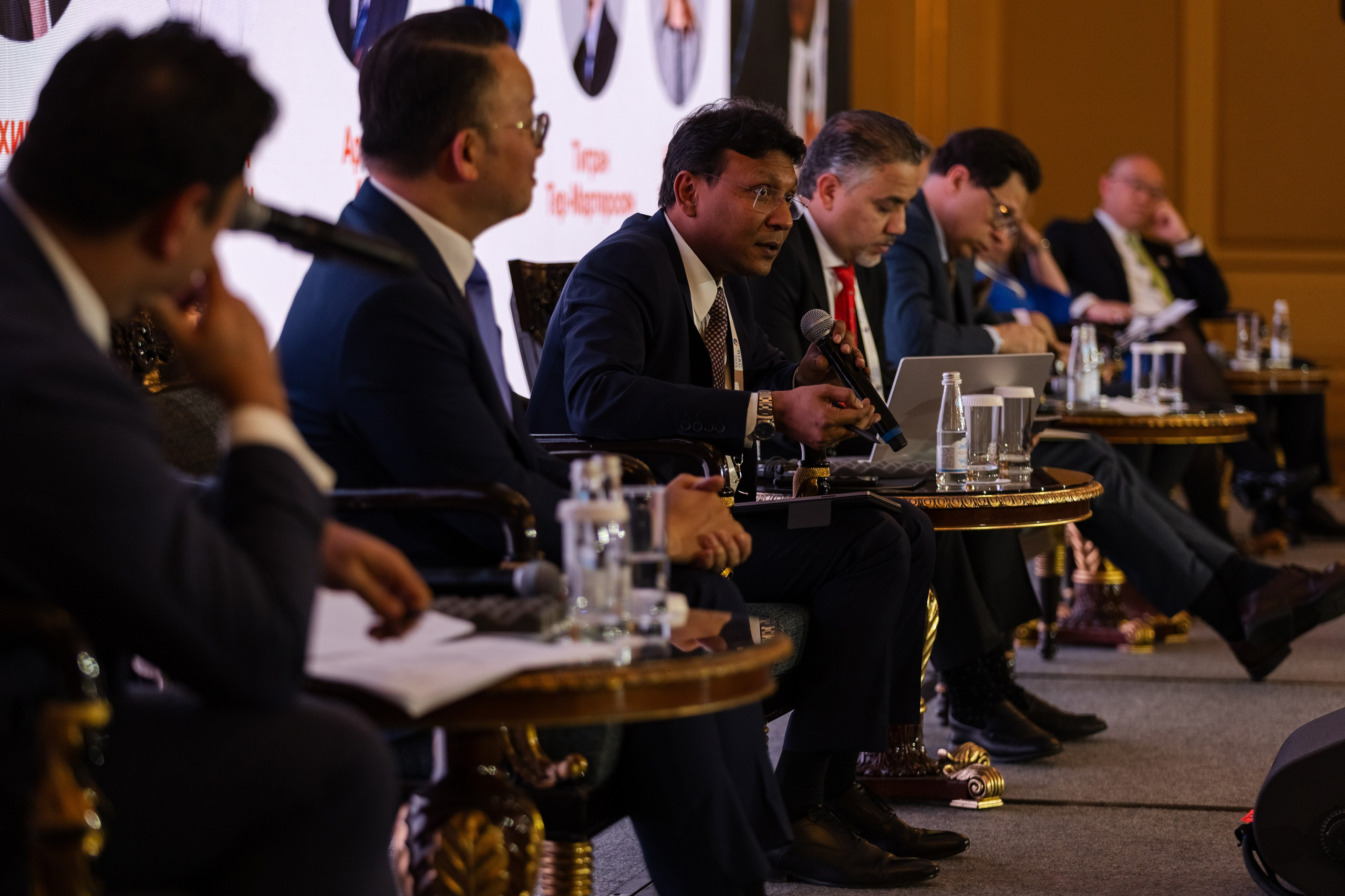 RIAC 2025. Свадебный репортажный фотограф в Москве