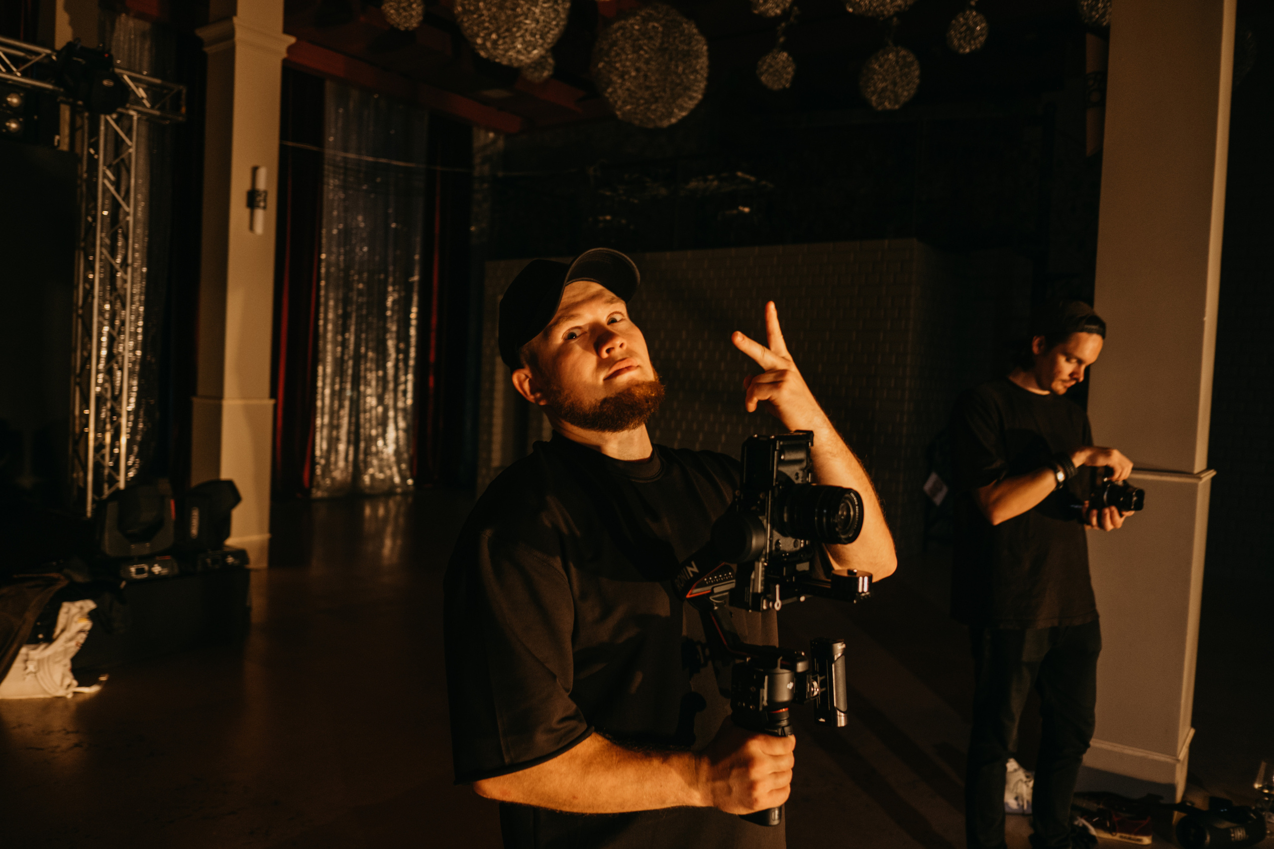 Dance clip, Vinoteca 2.07.23. Репортажный и свадебный фотограф в Сургуте