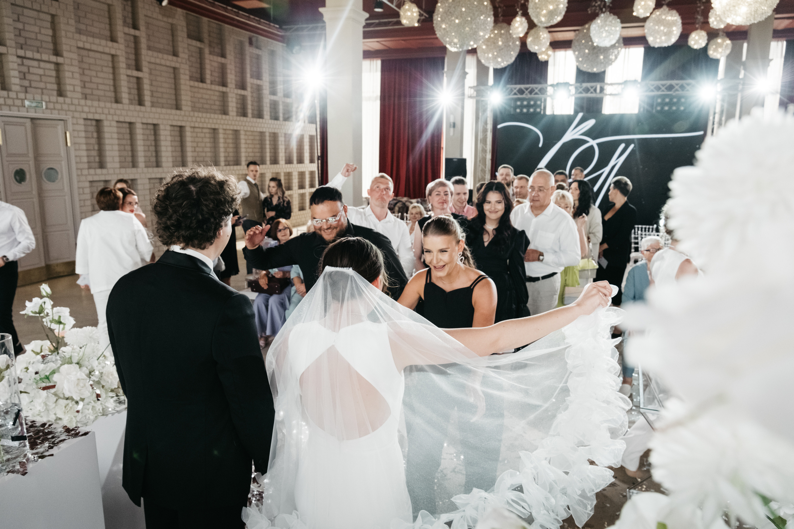 Полина и Влад. Репортажный и свадебный фотограф в Сургуте