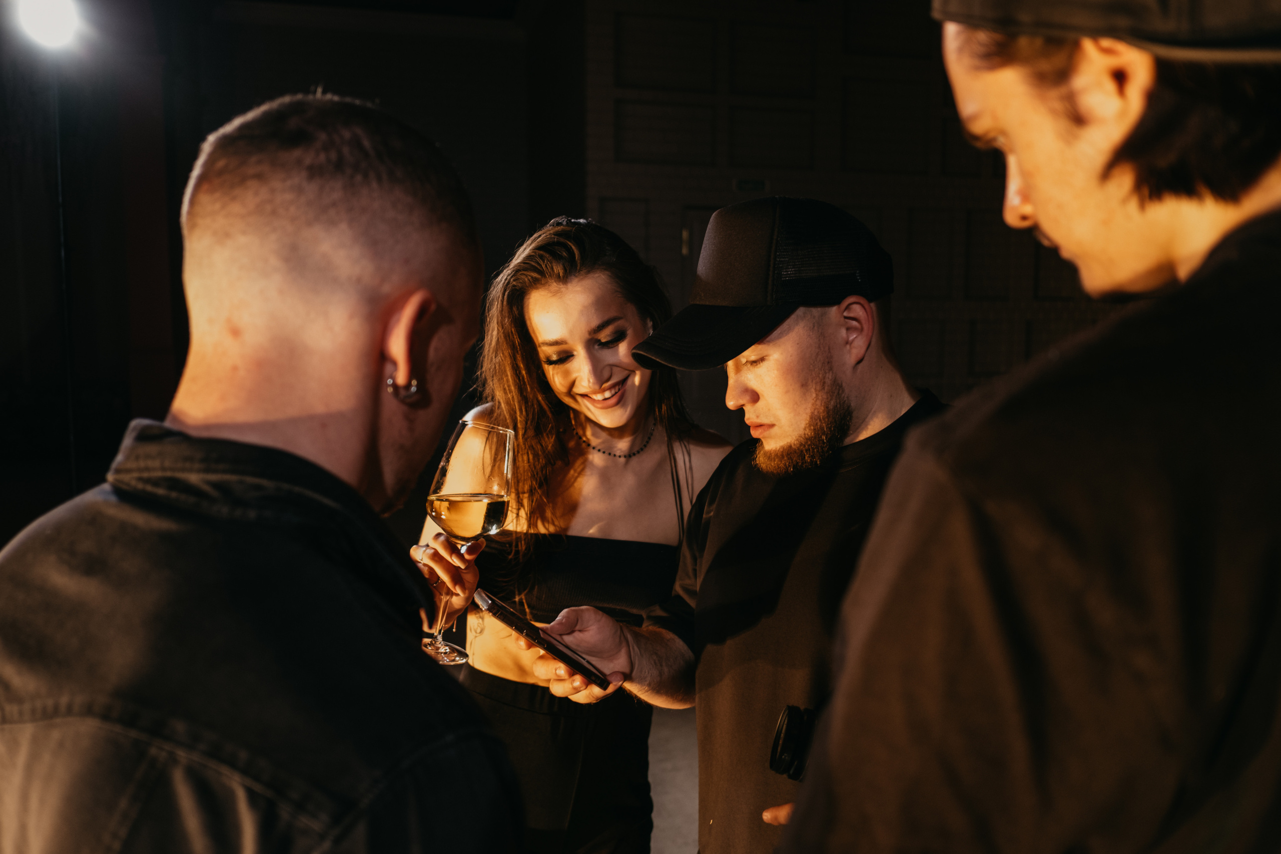 Dance clip, Vinoteca 2.07.23. Репортажный и свадебный фотограф в Сургуте