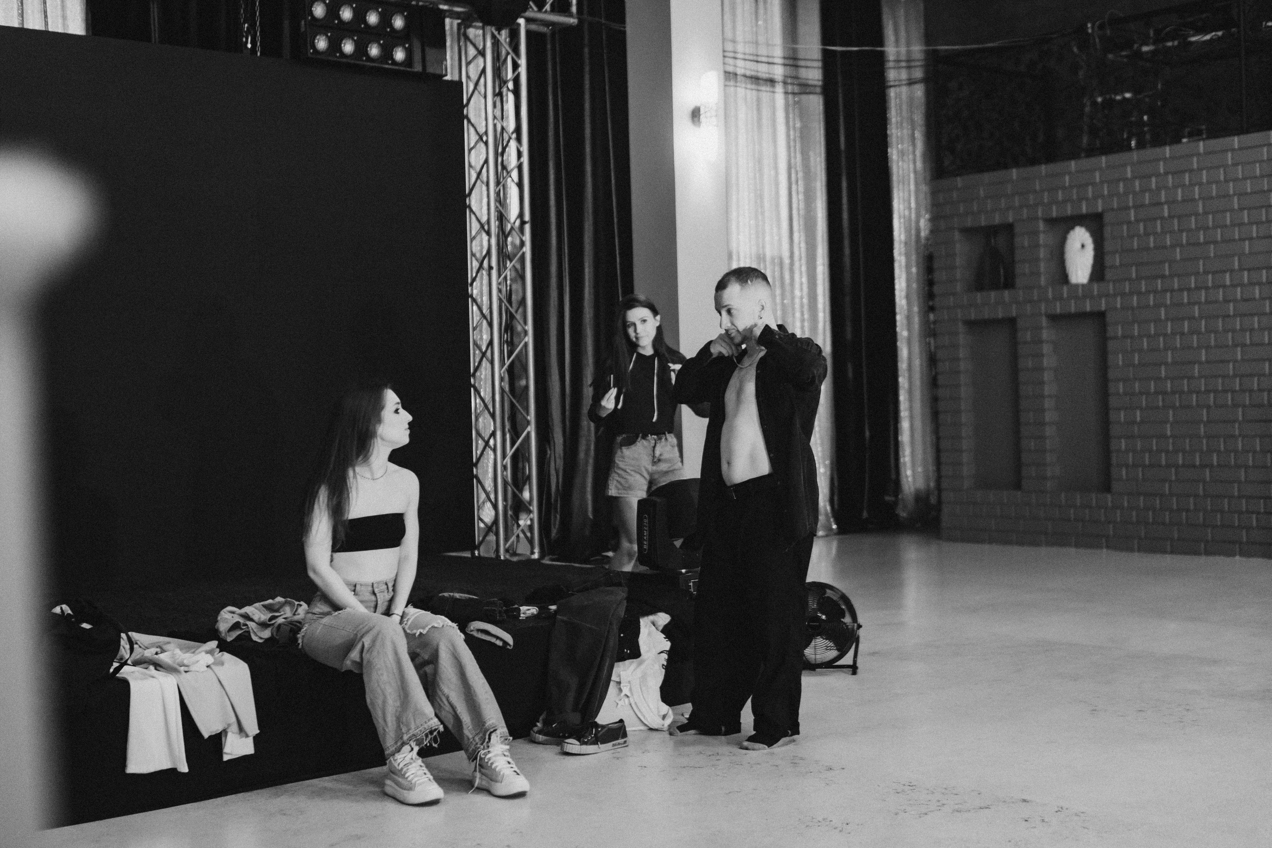 Dance clip, Vinoteca 2.07.23. Репортажный и свадебный фотограф в Сургуте